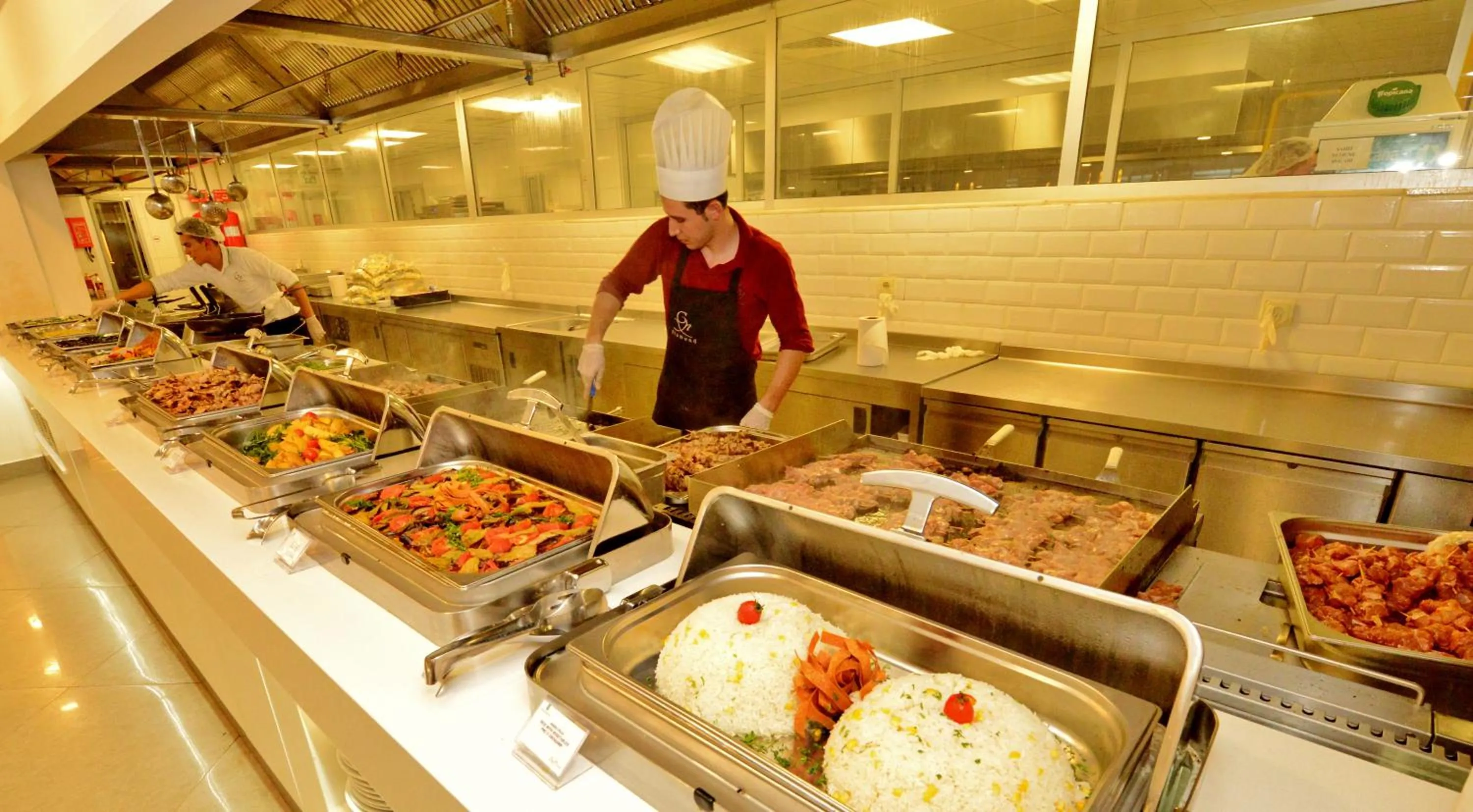 Restaurant/places to eat in Green Nature Diamond