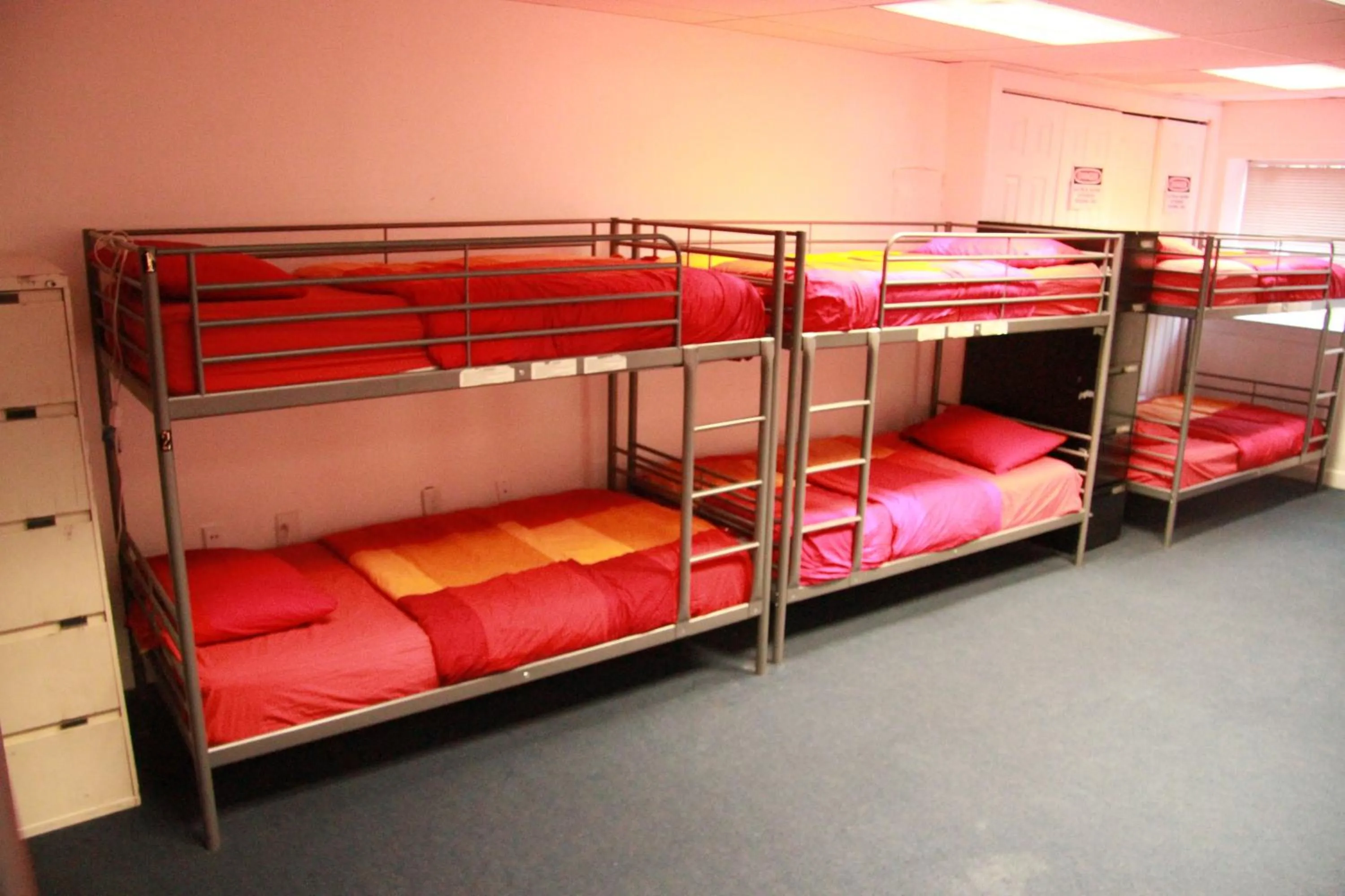 bunk bed, Bed in Duo Housing