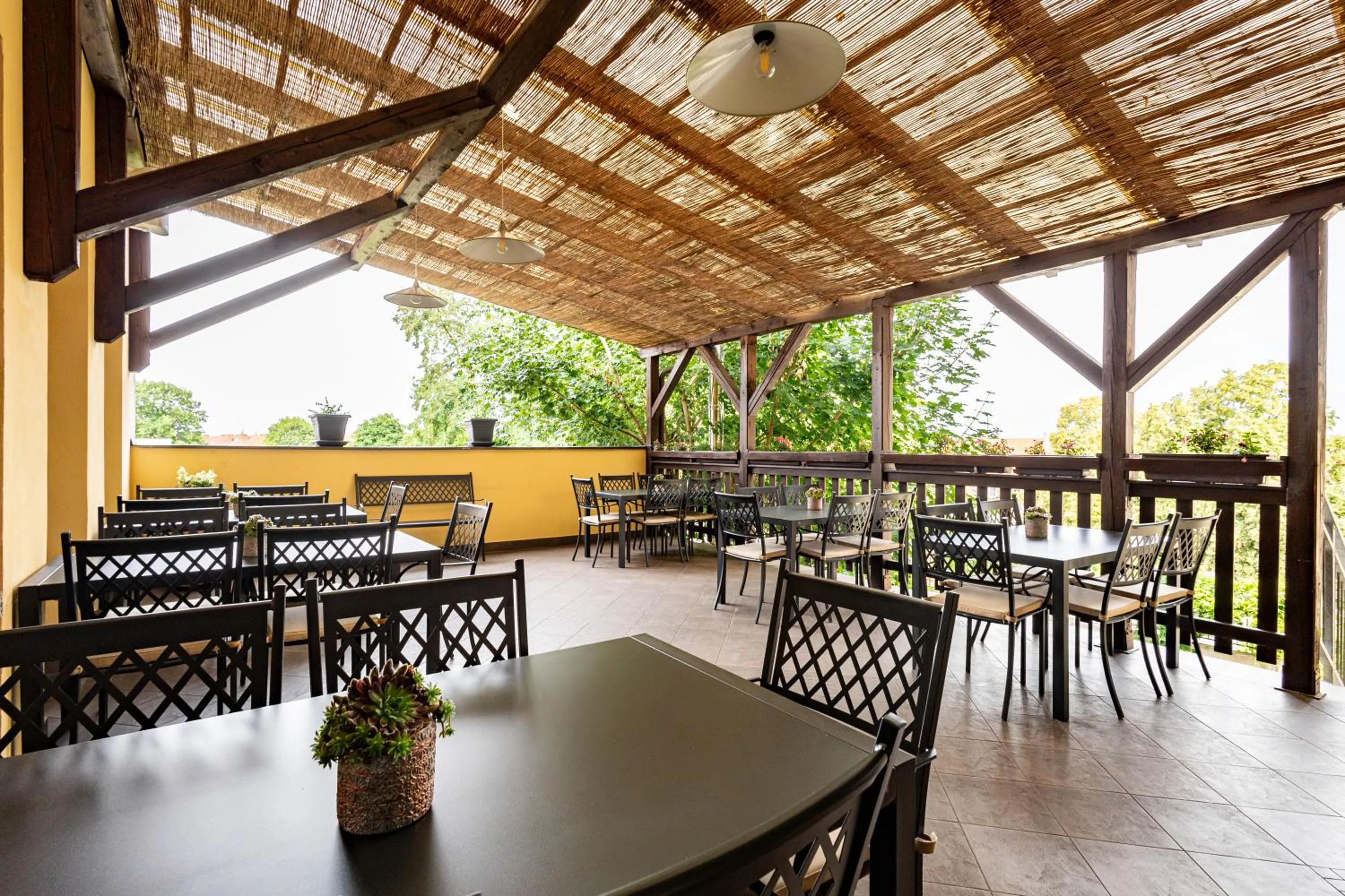 Restaurant/places to eat in Hotel Tanzberg Mikulov