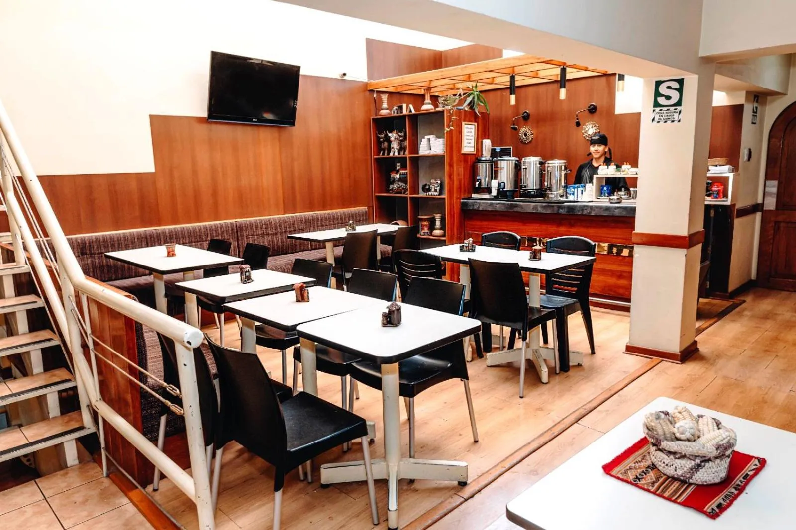 Restaurant/places to eat in Qosqo Wasi