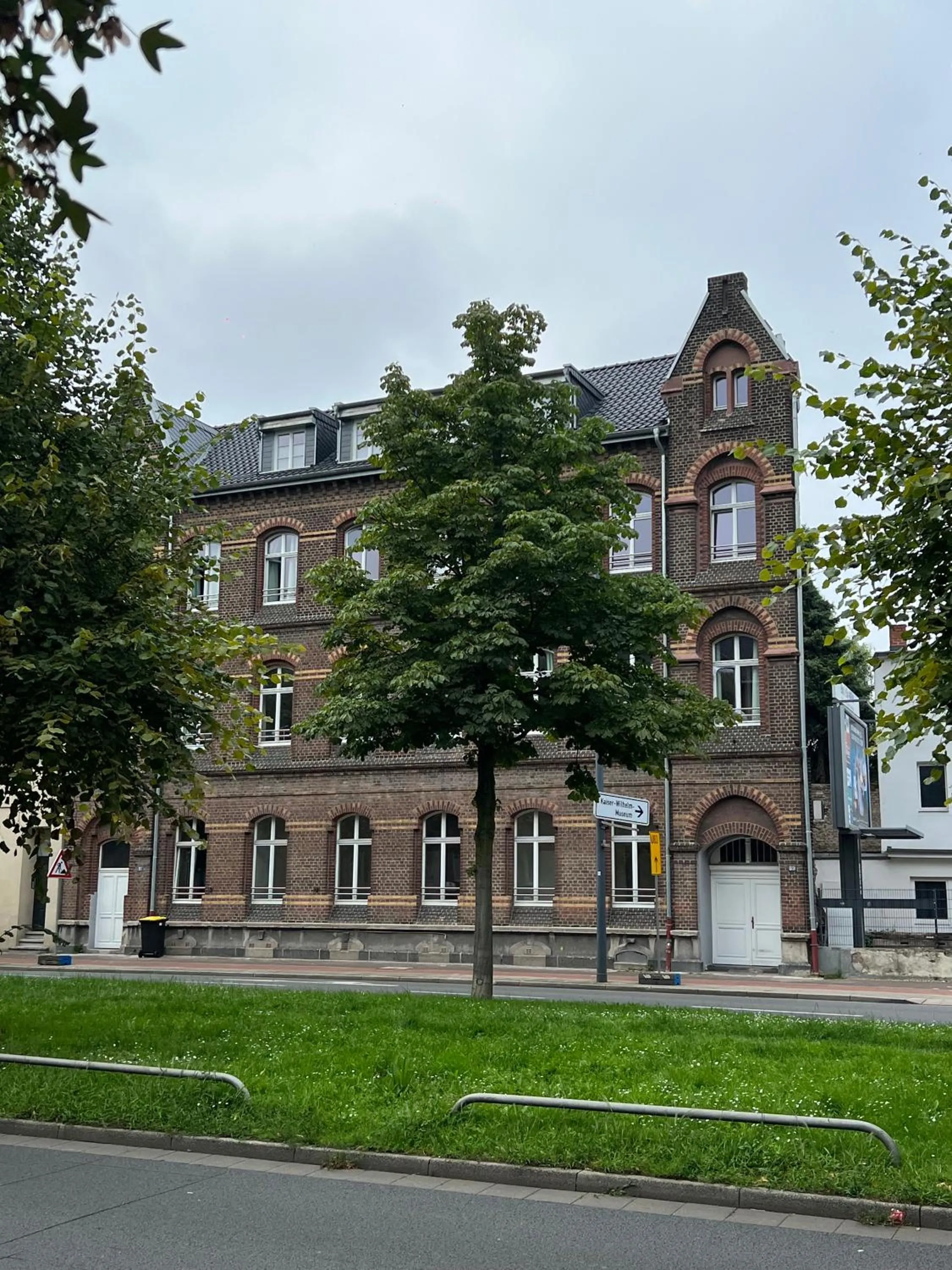 Property building in AMAYA LIVING 80qm Japandi Krefeld Zentrum