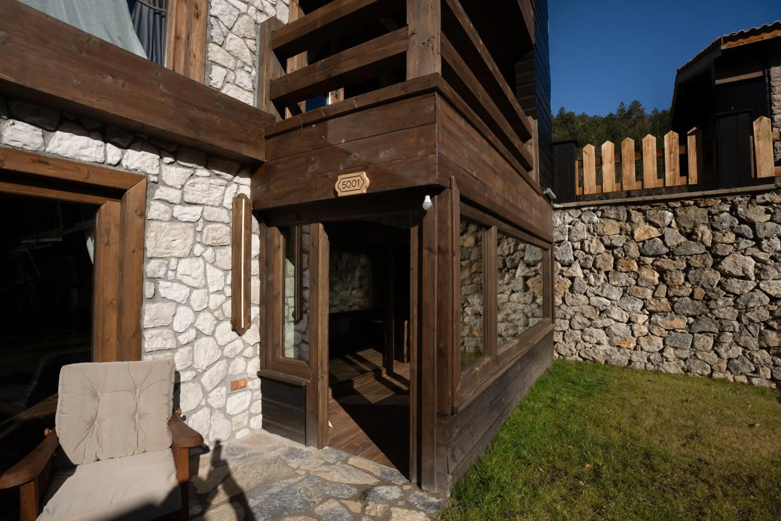 Bİ ABANT MASALI VİLLAGE HOTEL