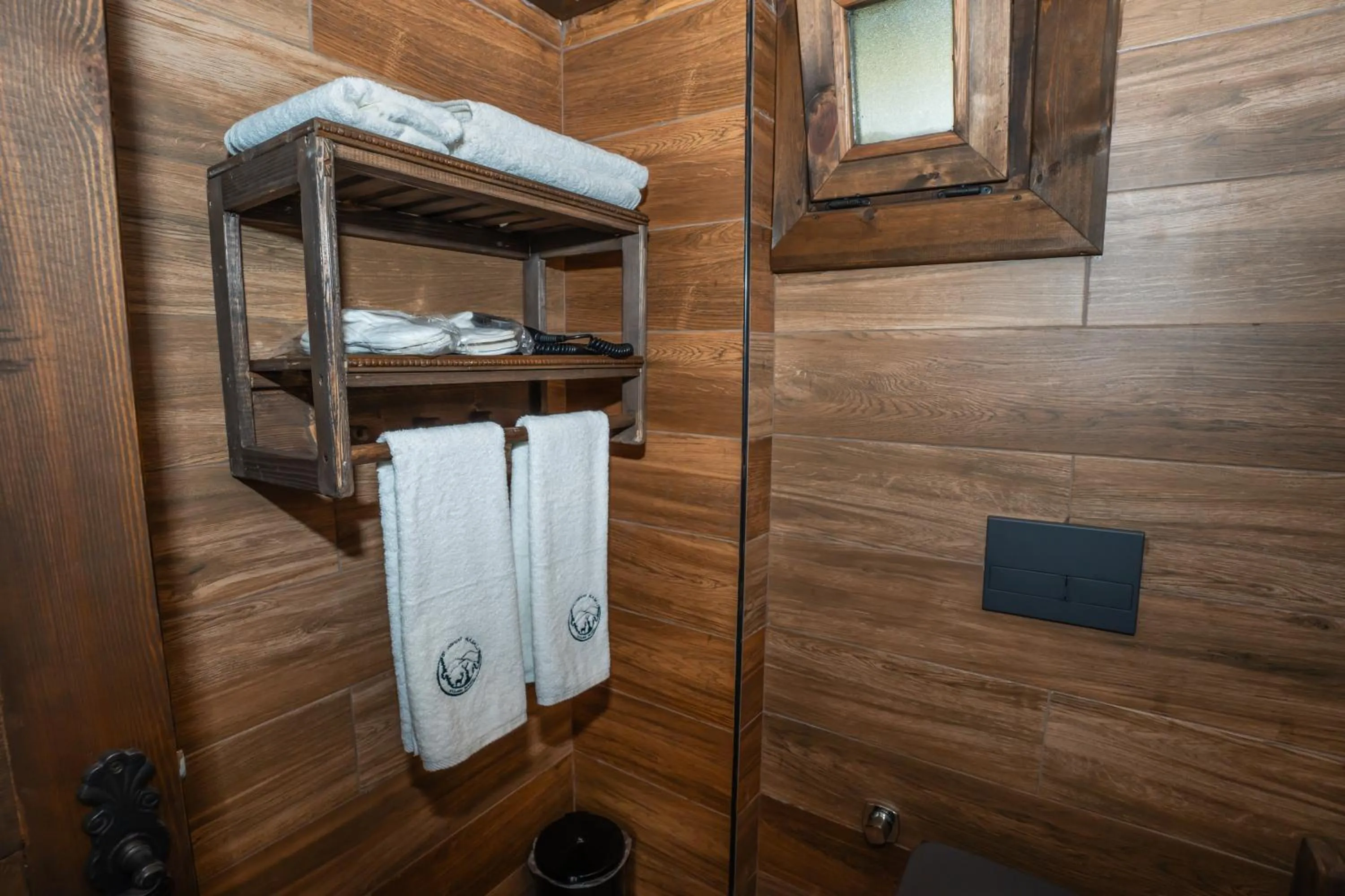 Bİ ABANT MASALI VİLLAGE HOTEL