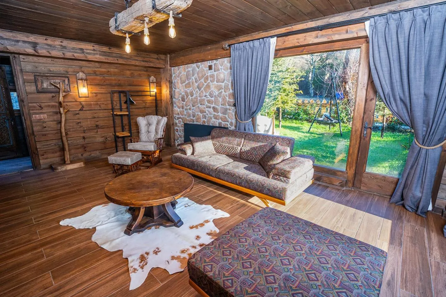 Seating area in Bİ ABANT MASALI VİLLAGE HOTEL