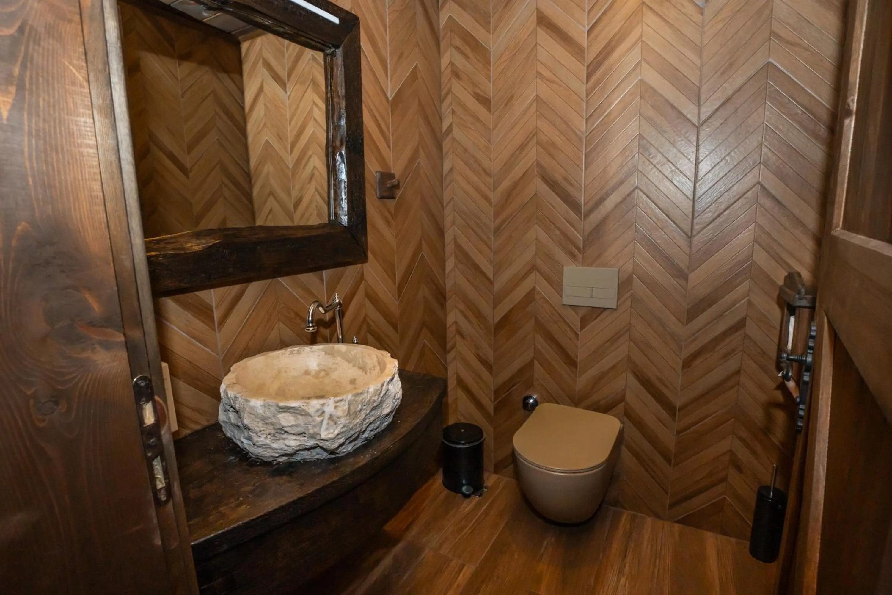 Bİ ABANT MASALI VİLLAGE HOTEL