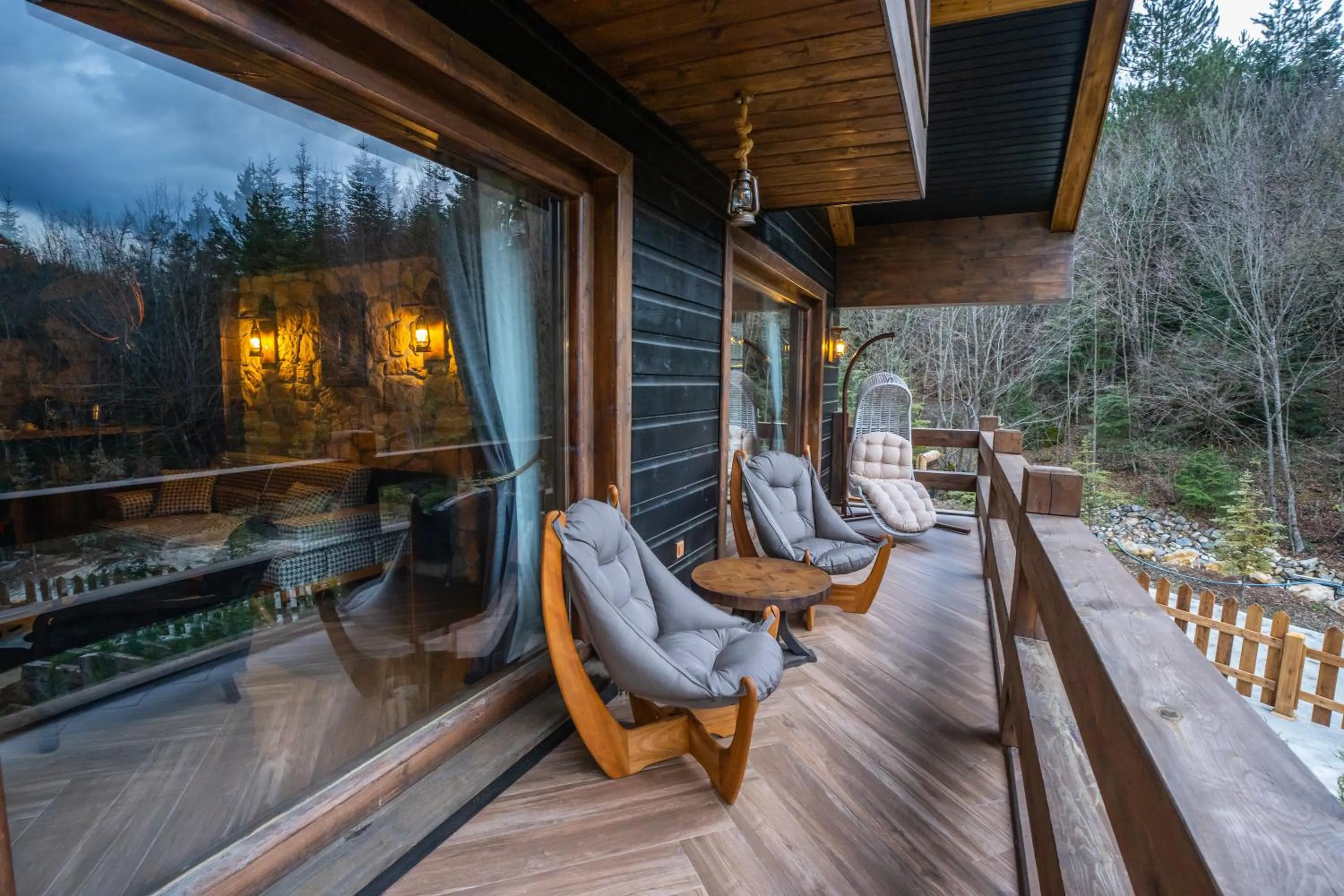 Bİ ABANT MASALI VİLLAGE HOTEL