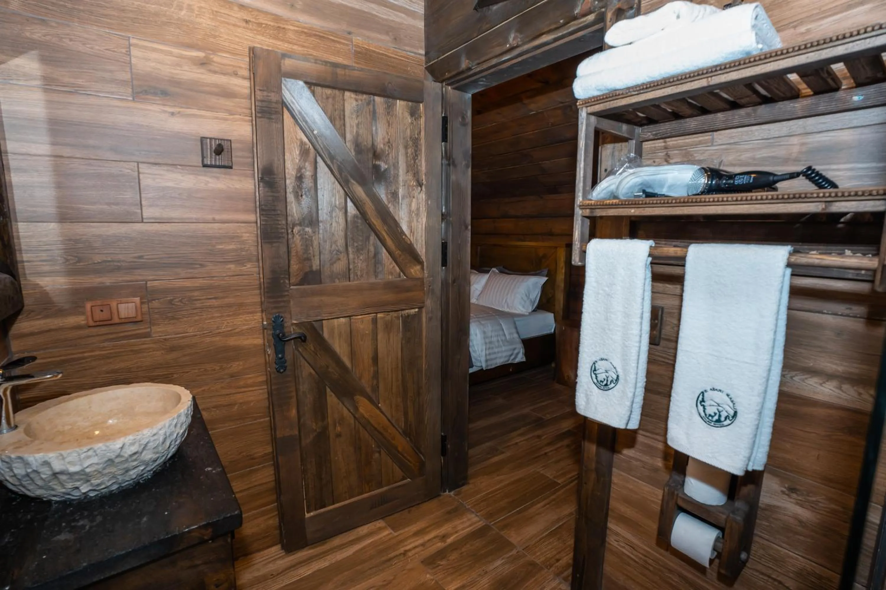 Bİ ABANT MASALI VİLLAGE HOTEL