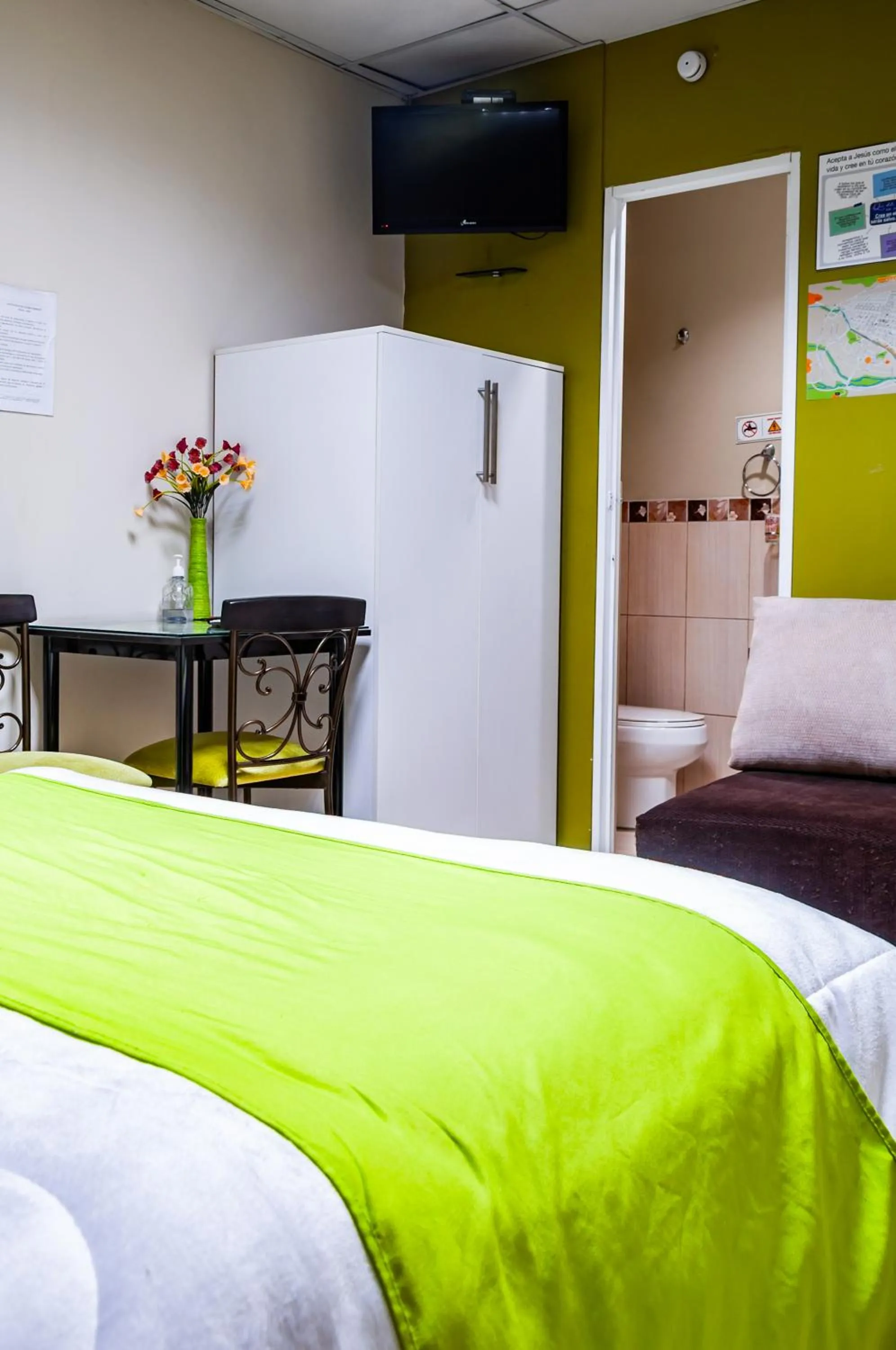 Bed in Hotel Las Gardenias