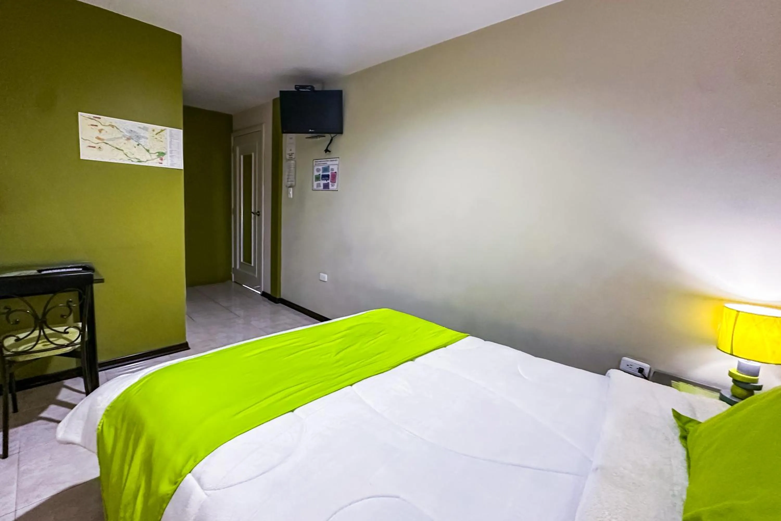 Bed in Hotel Las Gardenias