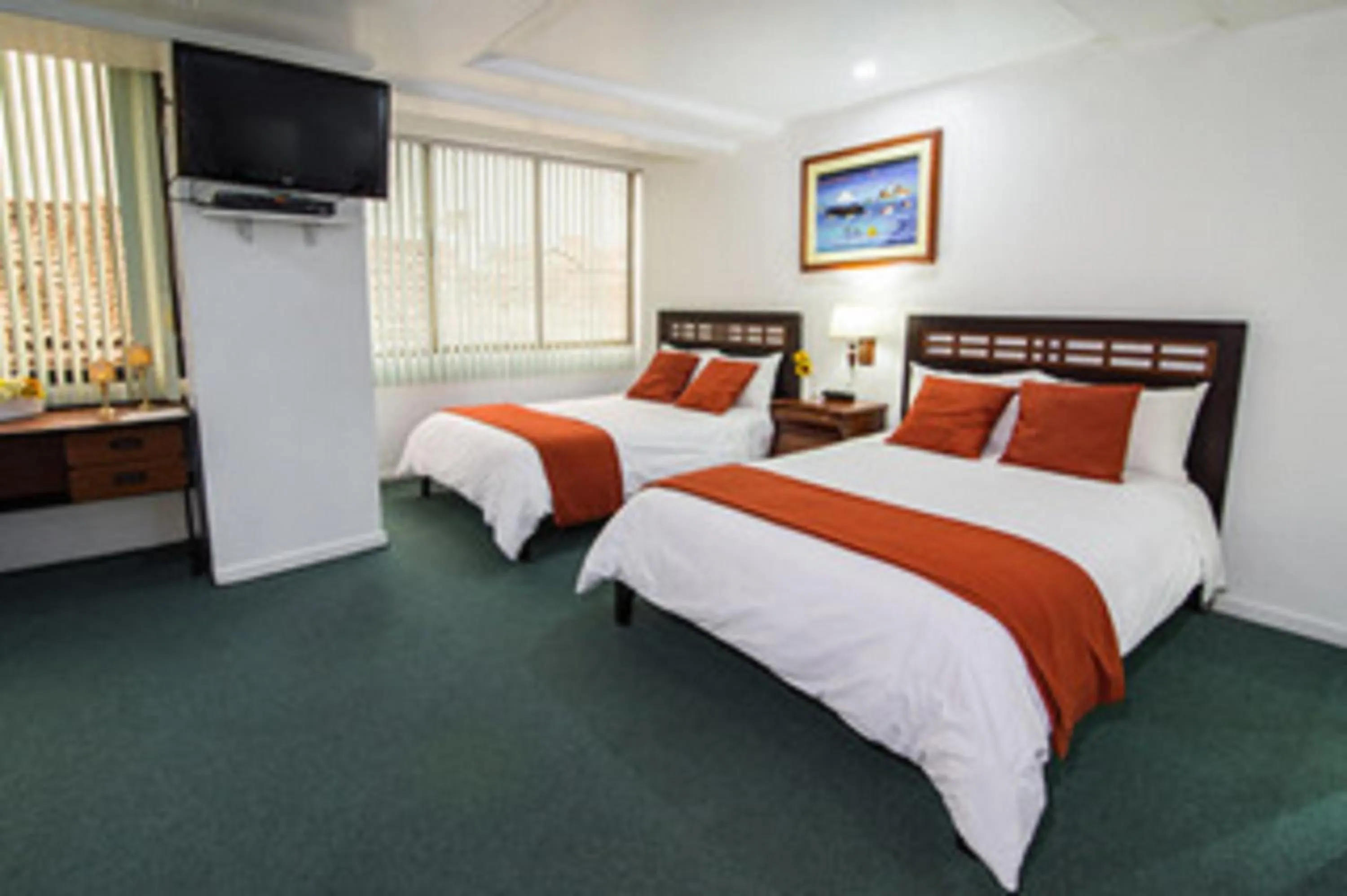 Photo of the whole room in Hotel Cordero