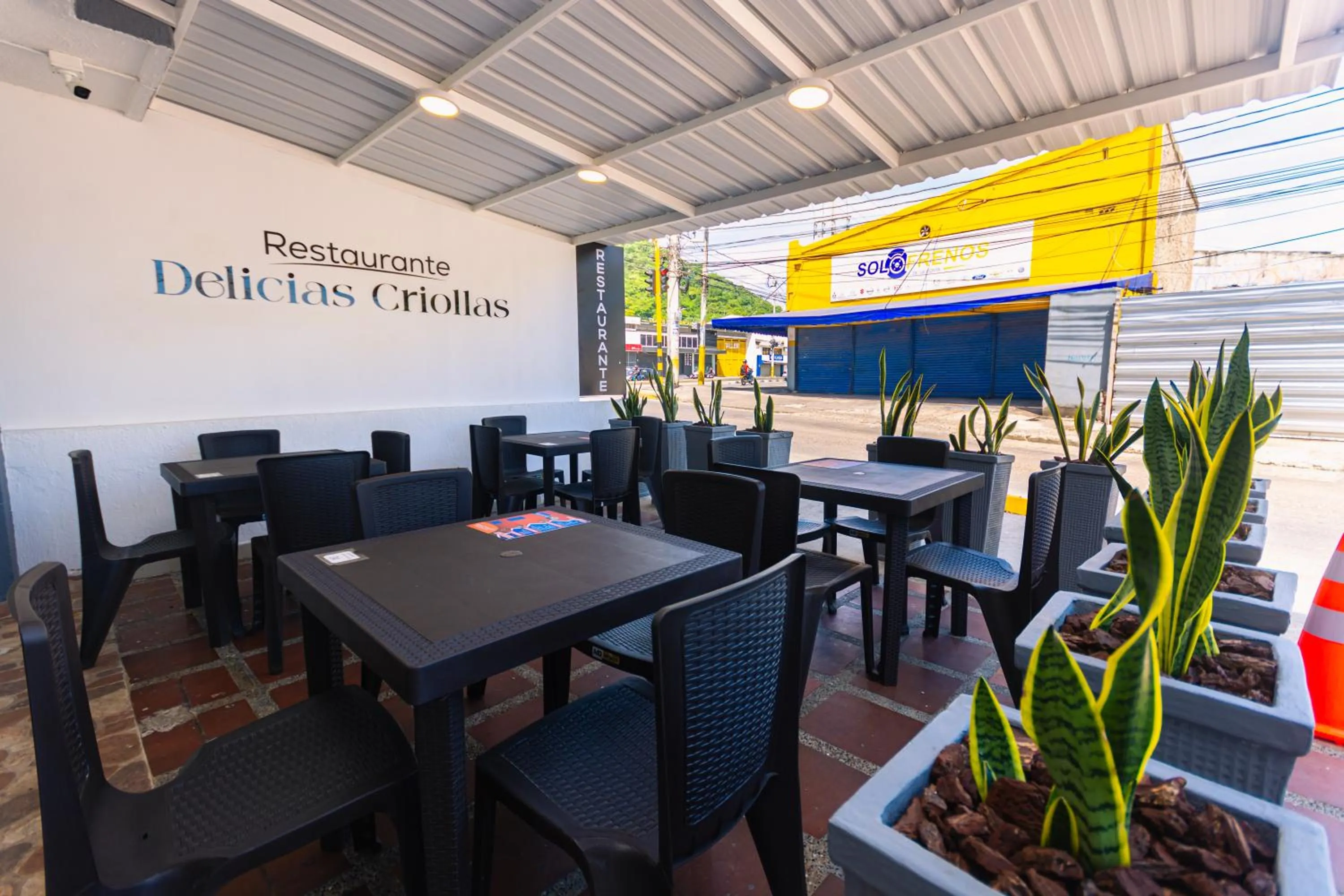 Restaurant/places to eat in Hotel Med Cartagena