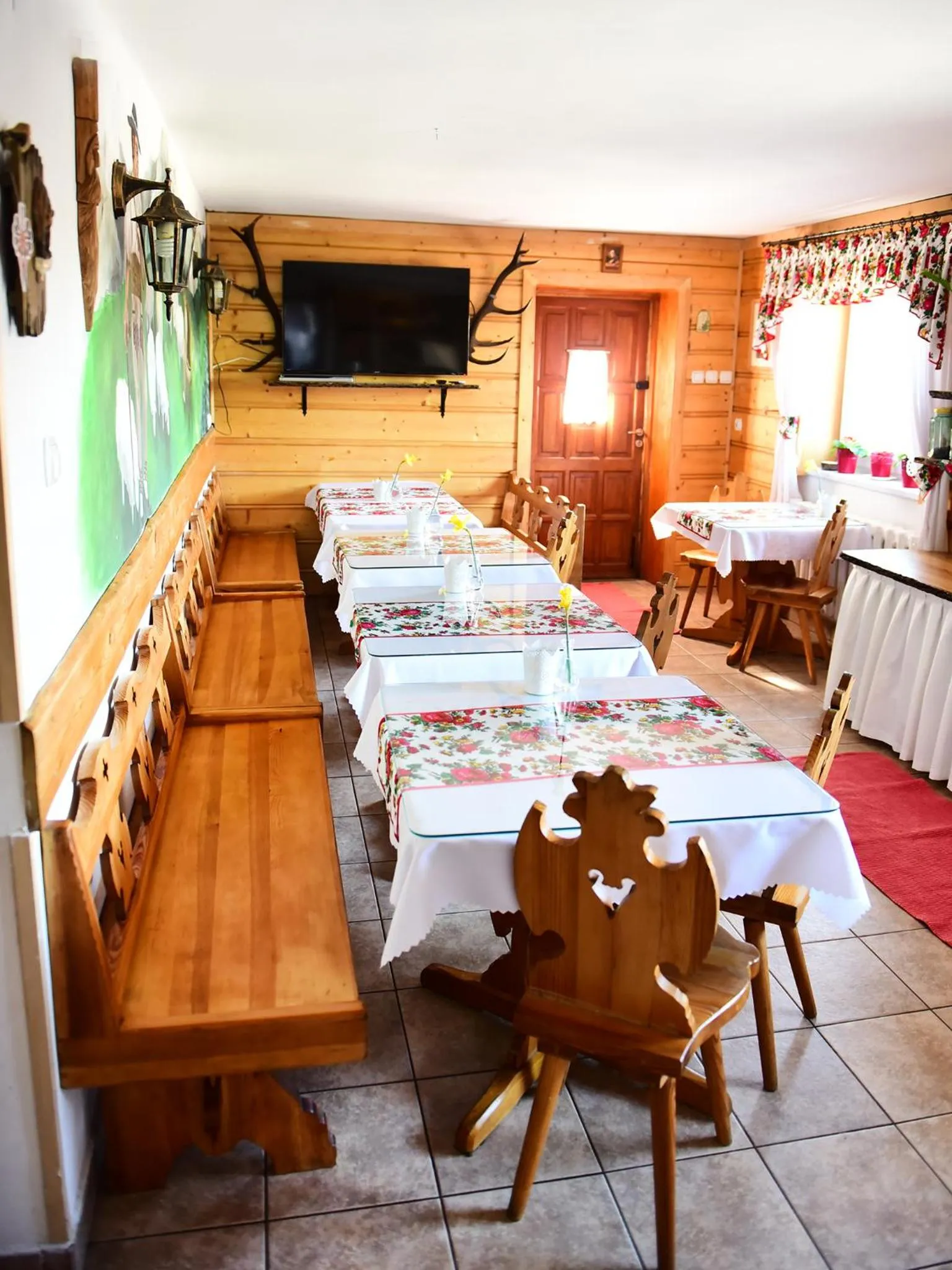 Restaurant/places to eat in Zwijaczówka