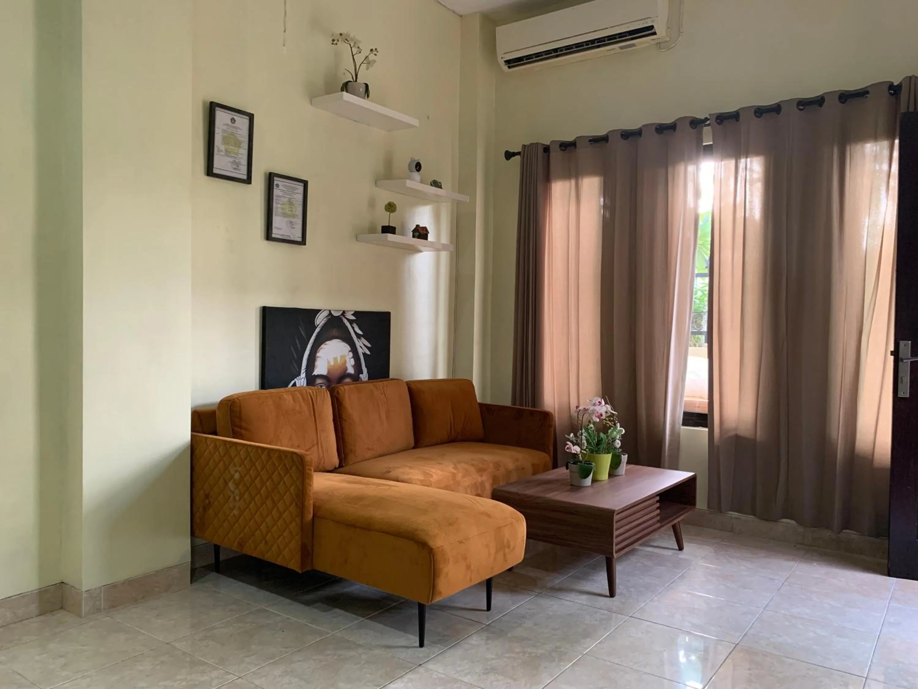Living room in Cozy Palm Villa