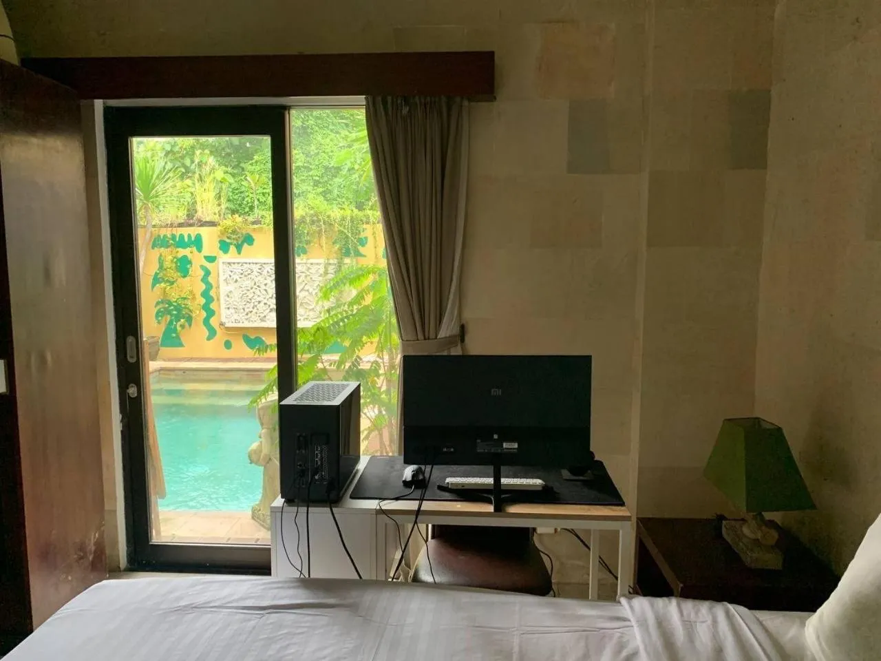 Bed in Cozy Palm Villa