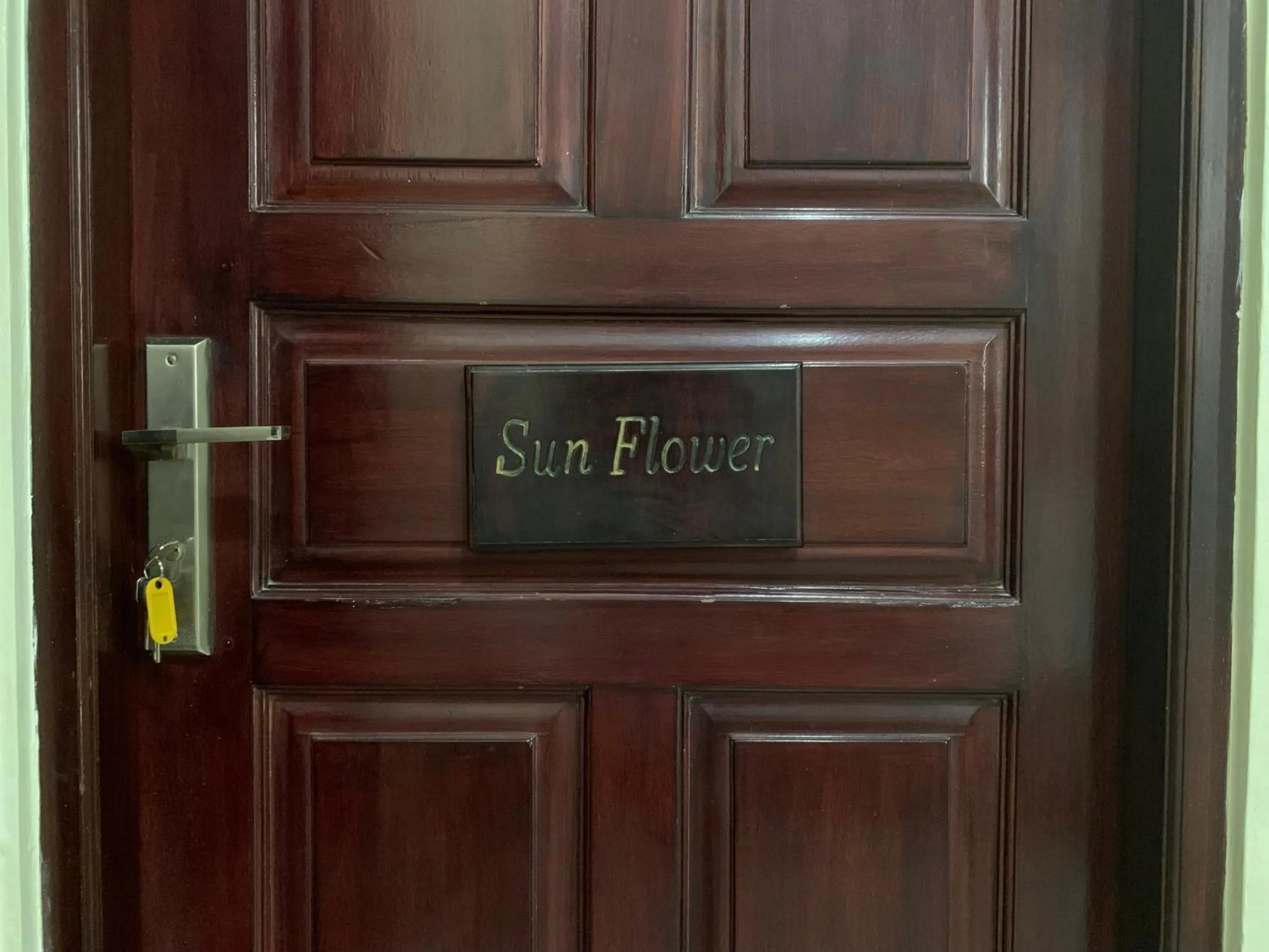 Logo/Certificate/Sign in Cozy Palm Villa