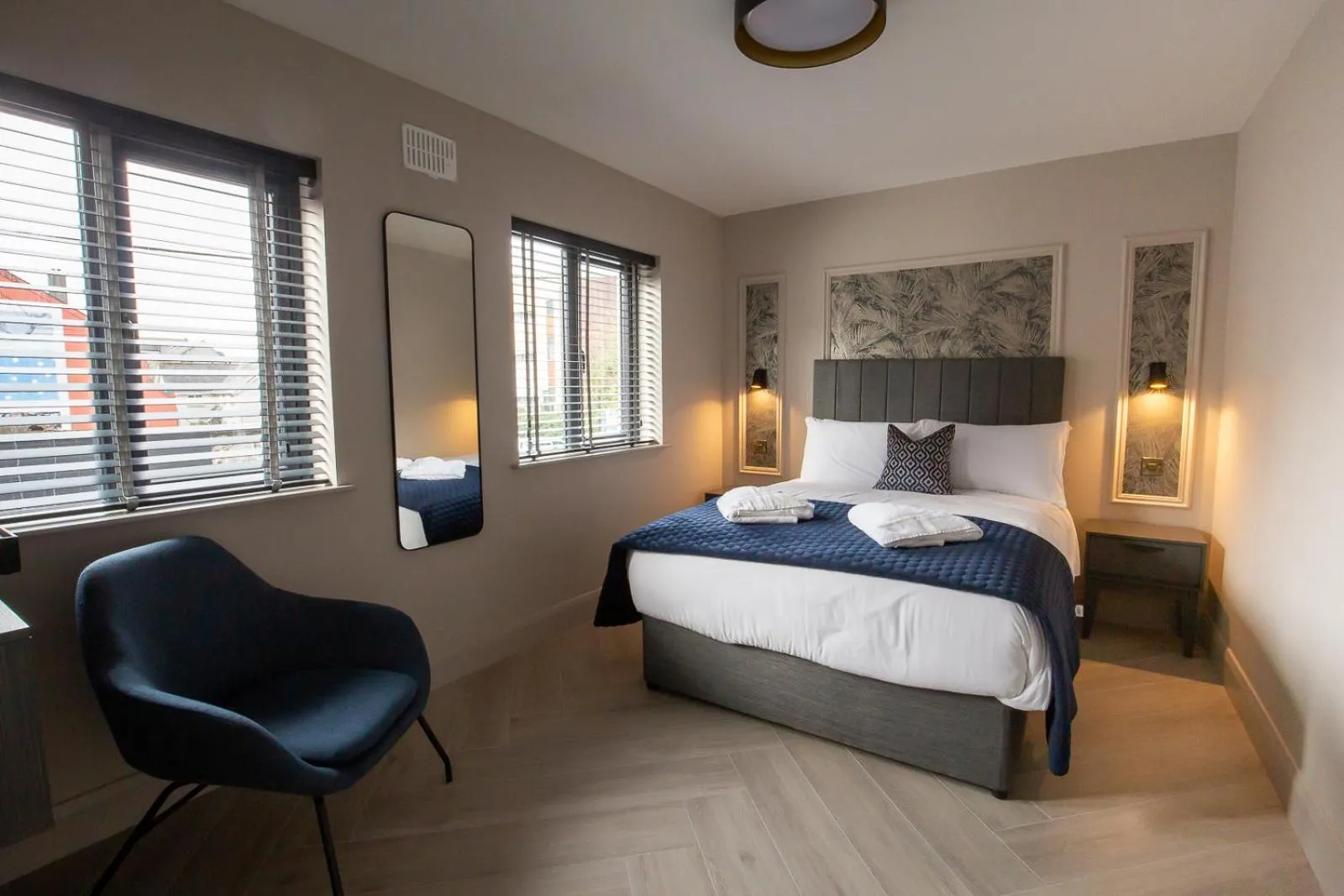 Property building, Bed in The Abbeygate Townhouse