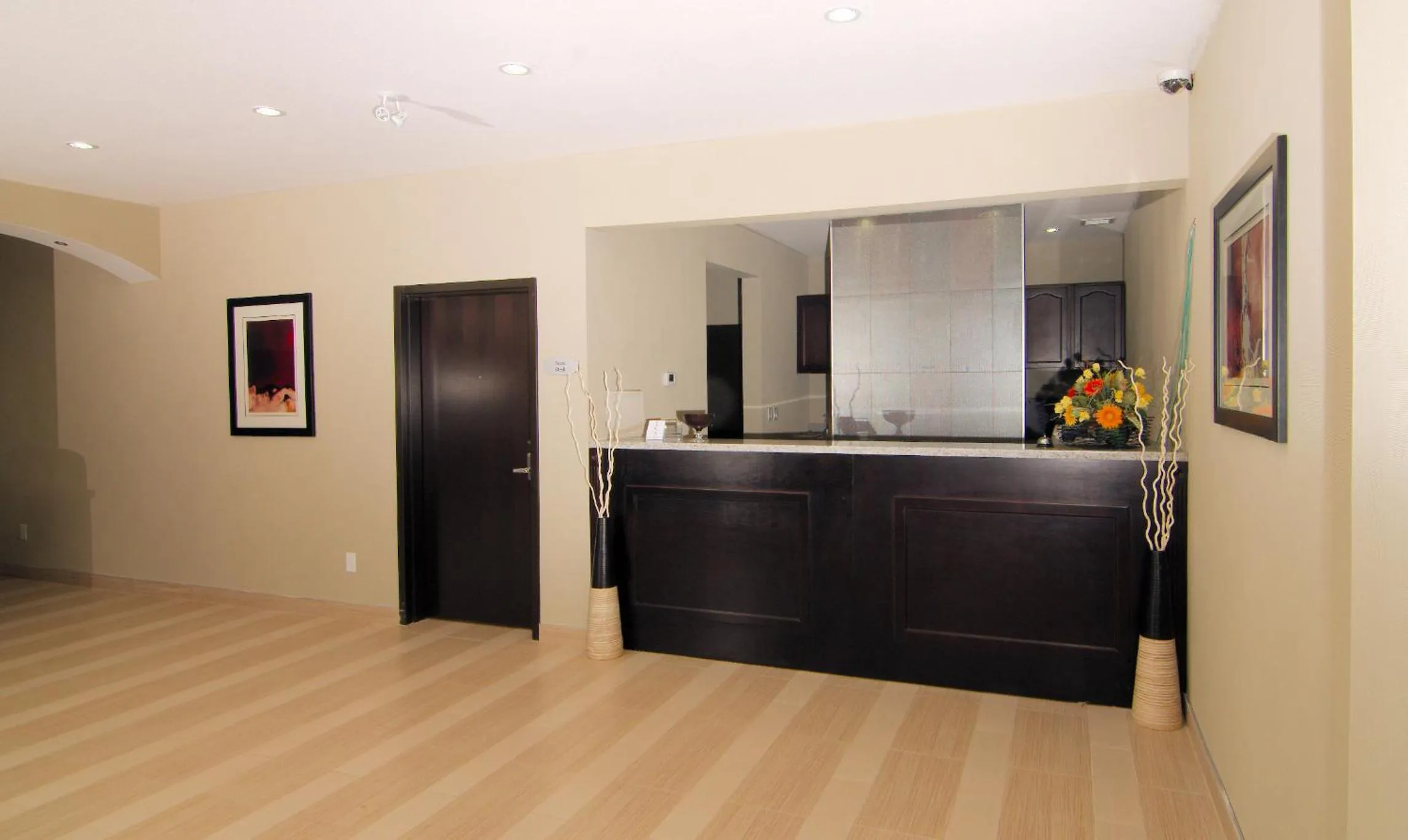 Lobby or reception in Paradise Inn and Suites Redwater