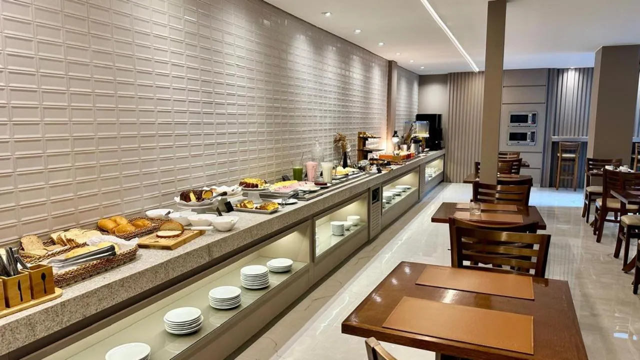 Breakfast in Hotel Arujá
