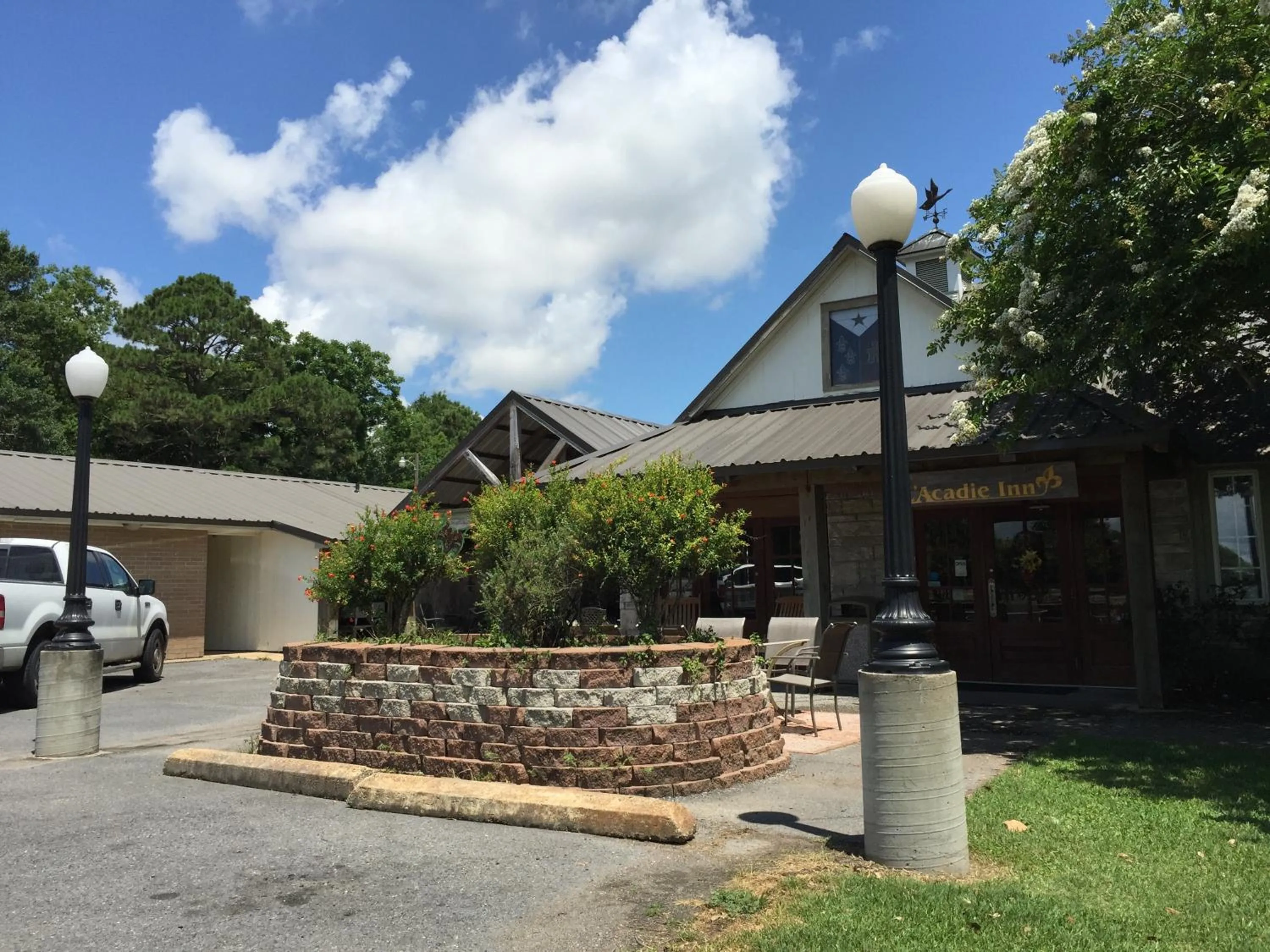 Facade/entrance in L'Acadie Inn & RV Park