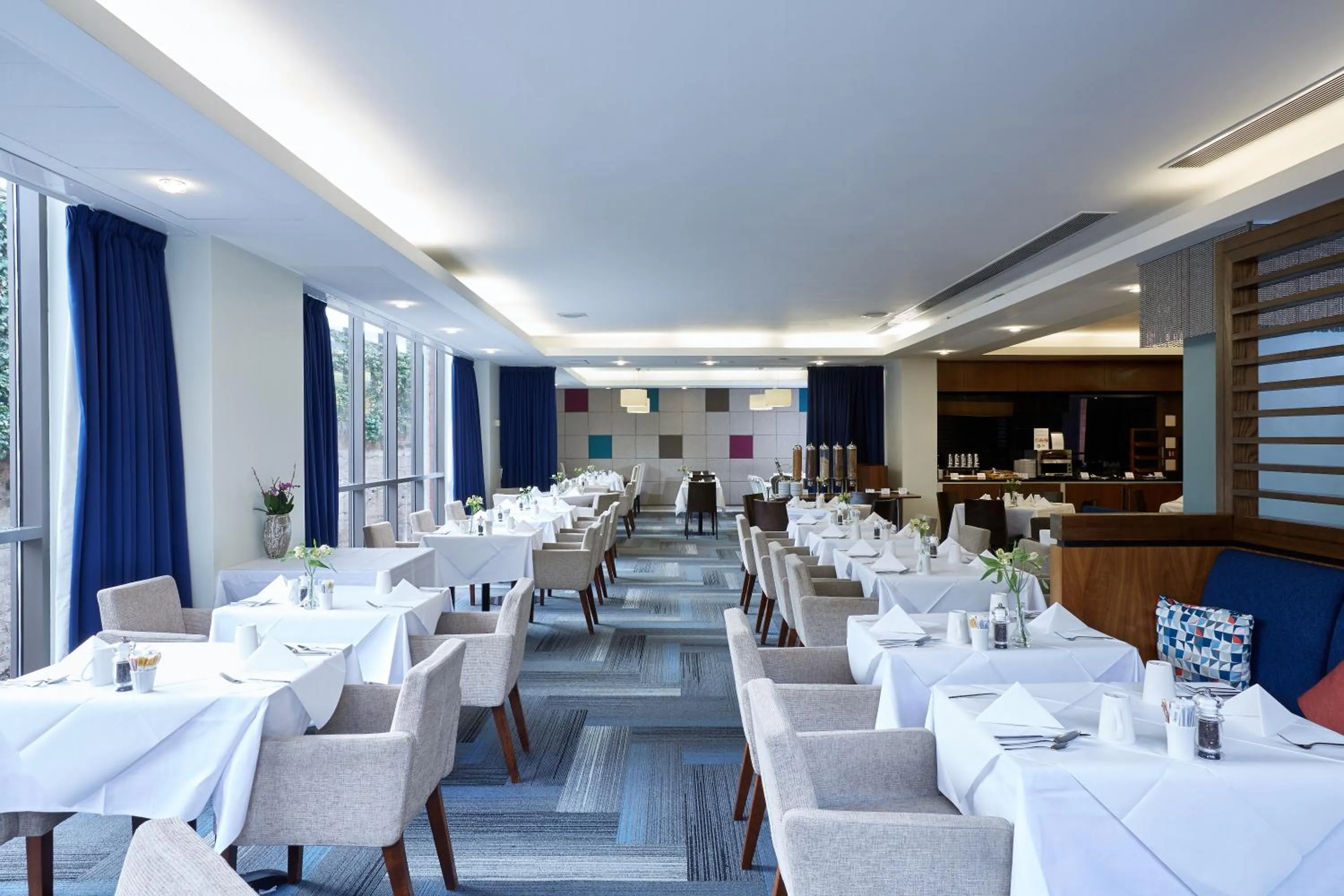 Restaurant/places to eat in Stamford Bridge Hotel London
