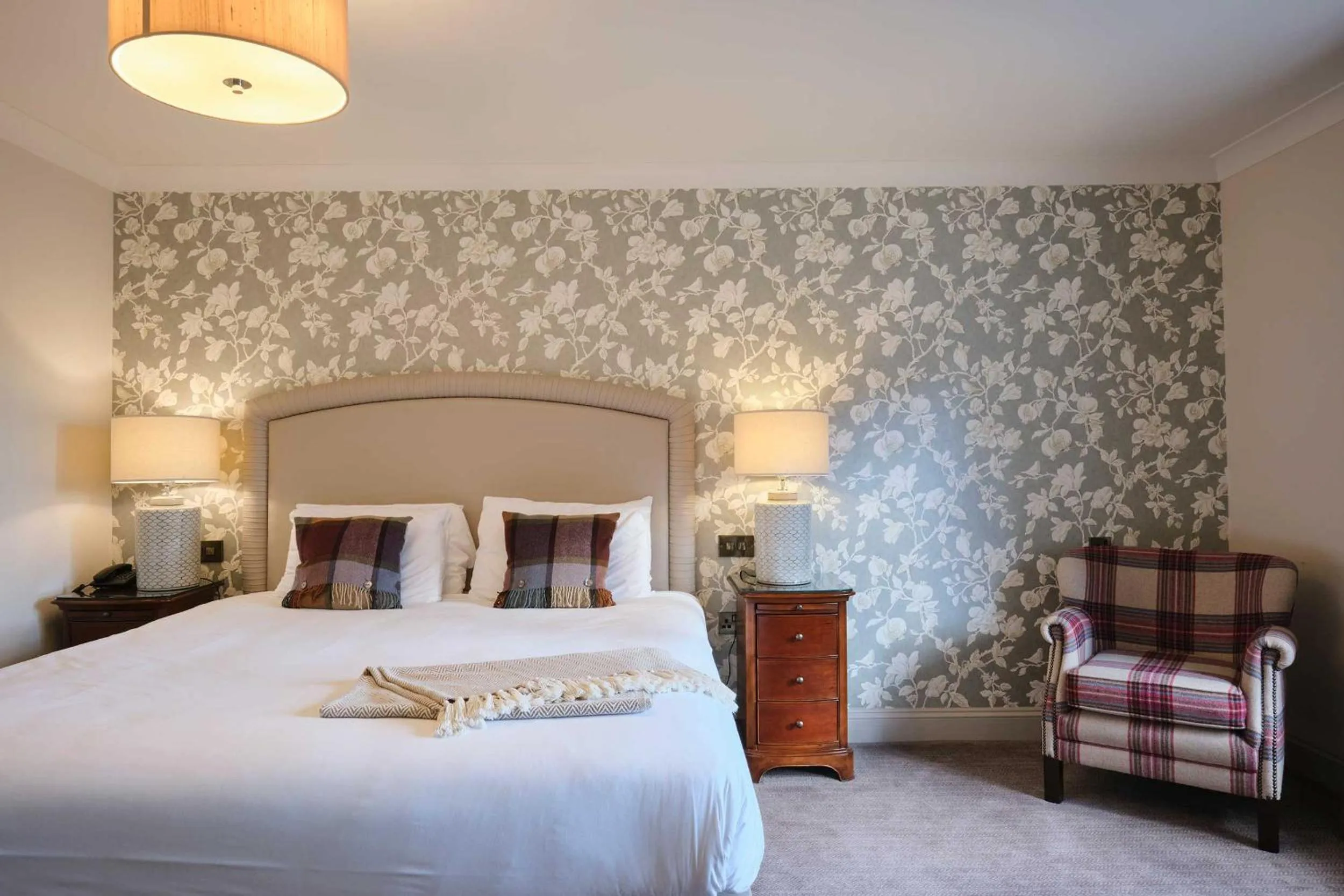 Bed in Stratton House Hotel & Spa