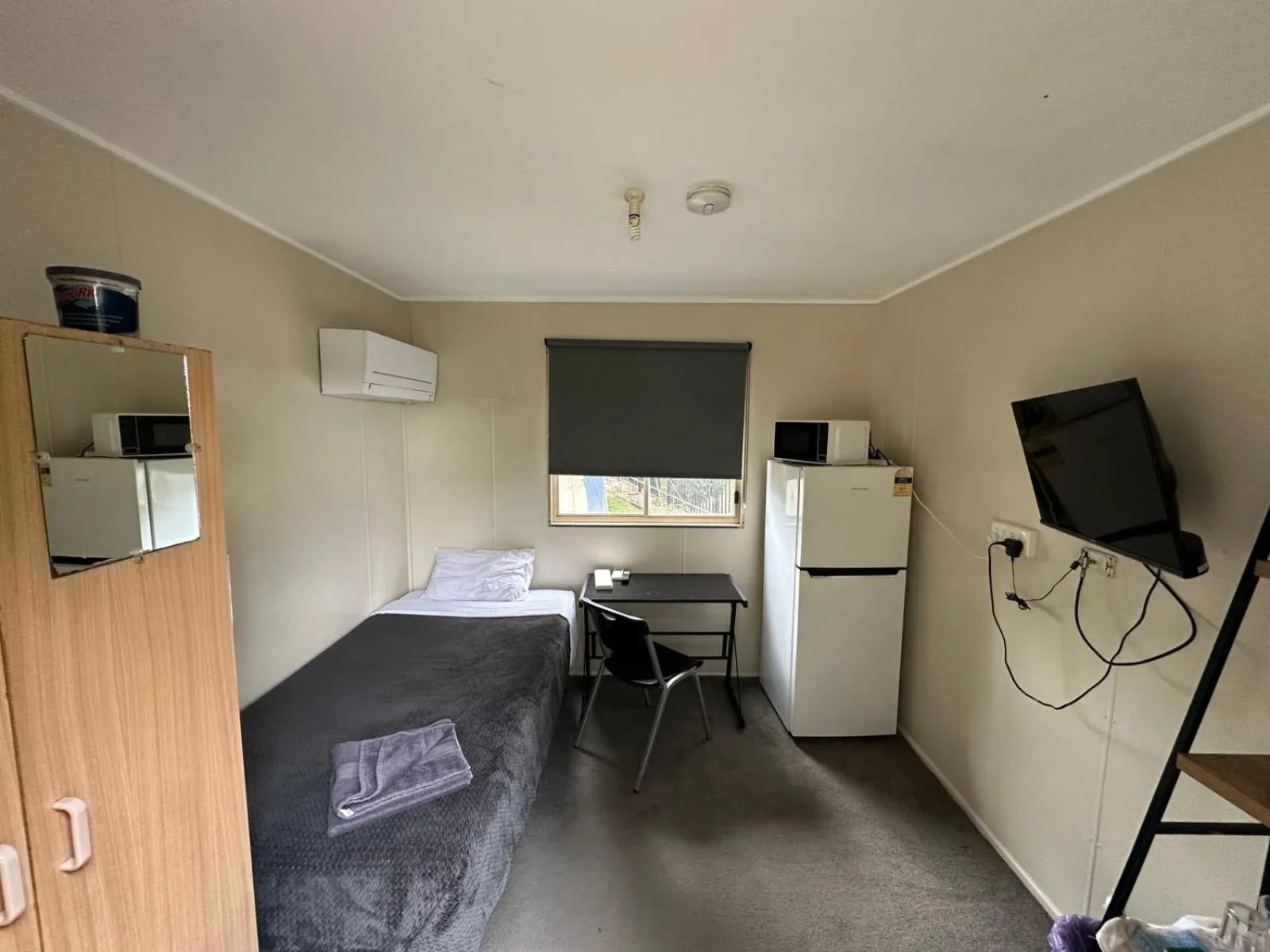 Bed in Mycow Accommodation Mackay