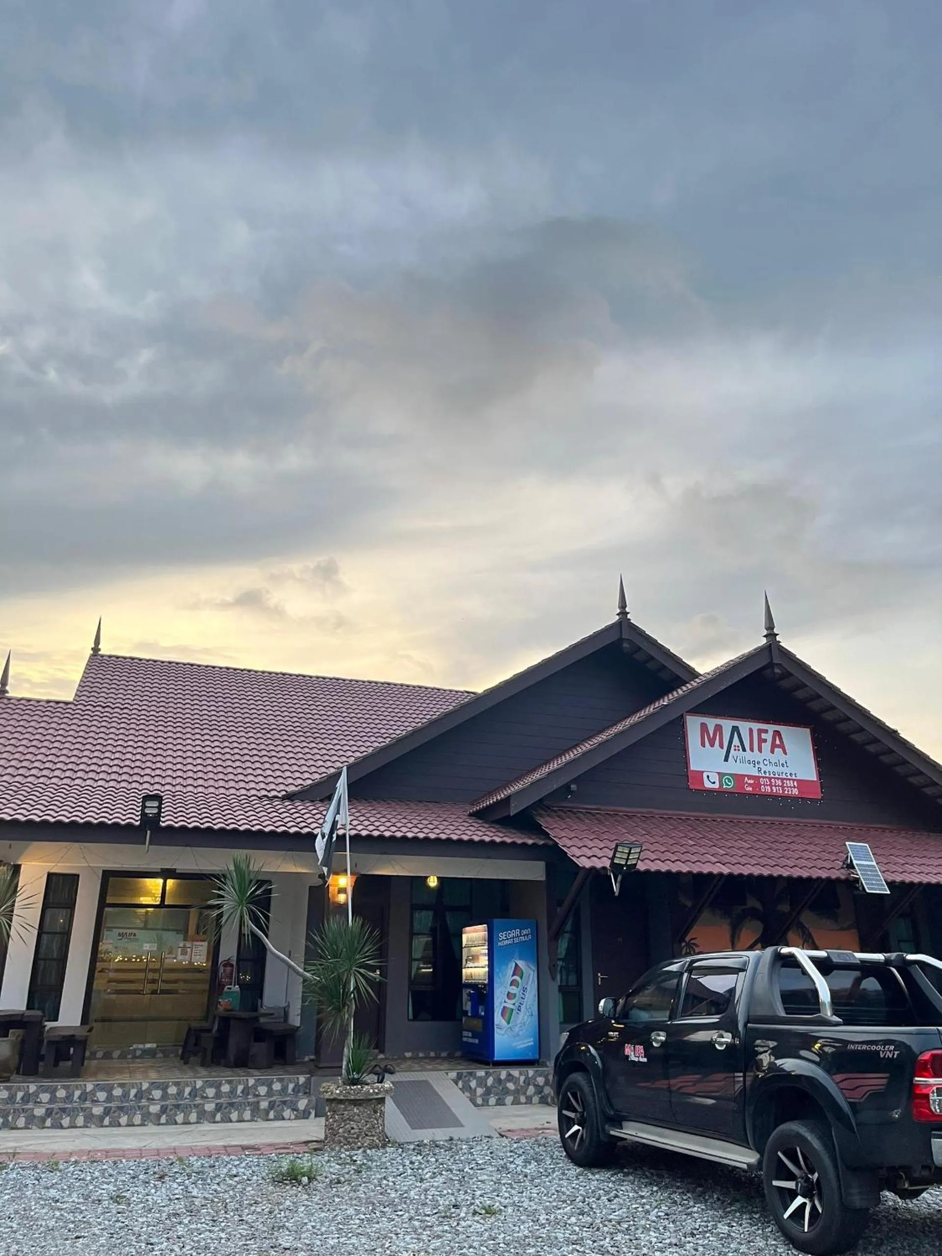 Property building in Maifa Village Chalet