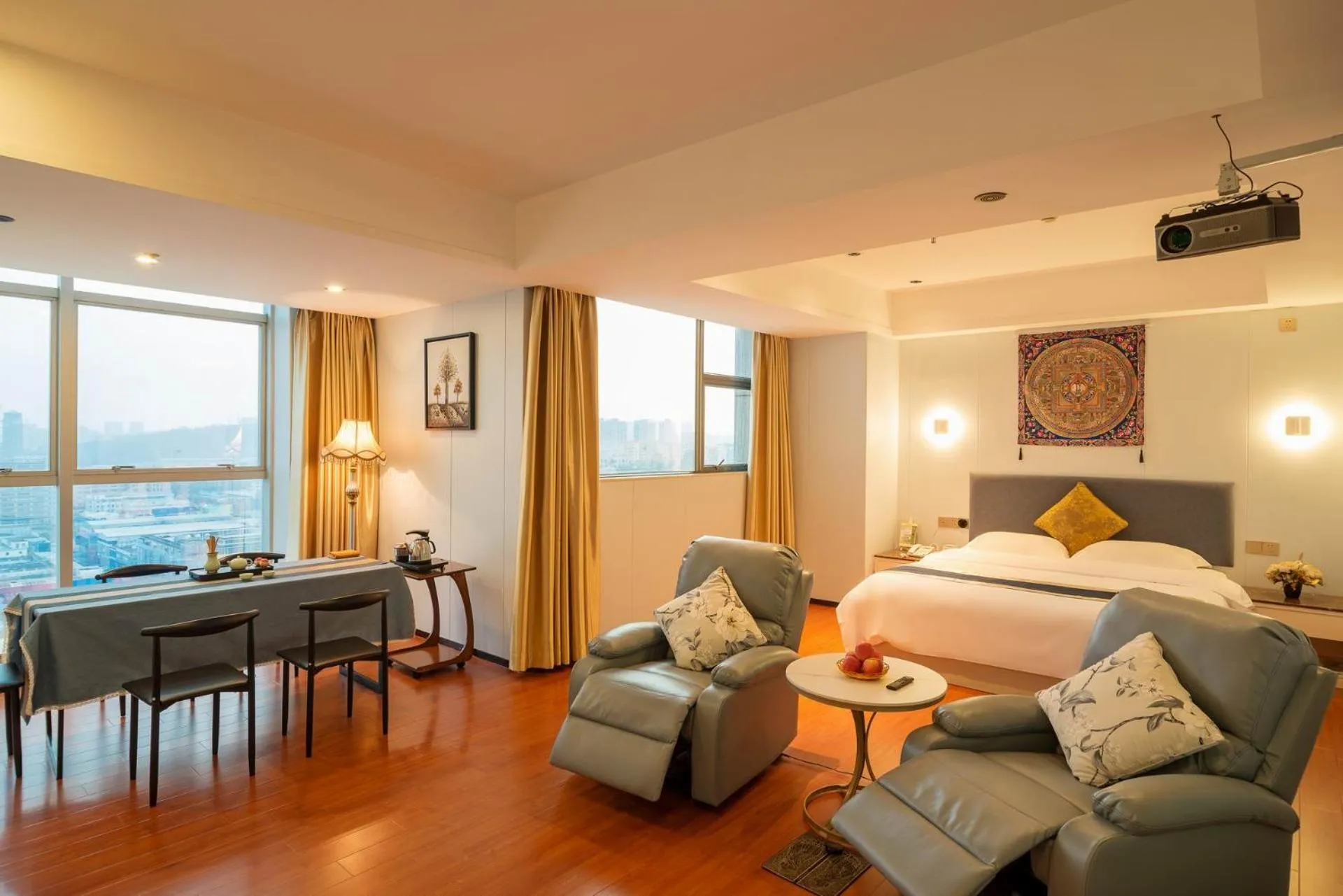 Bed in Green Island Holiday Hotel