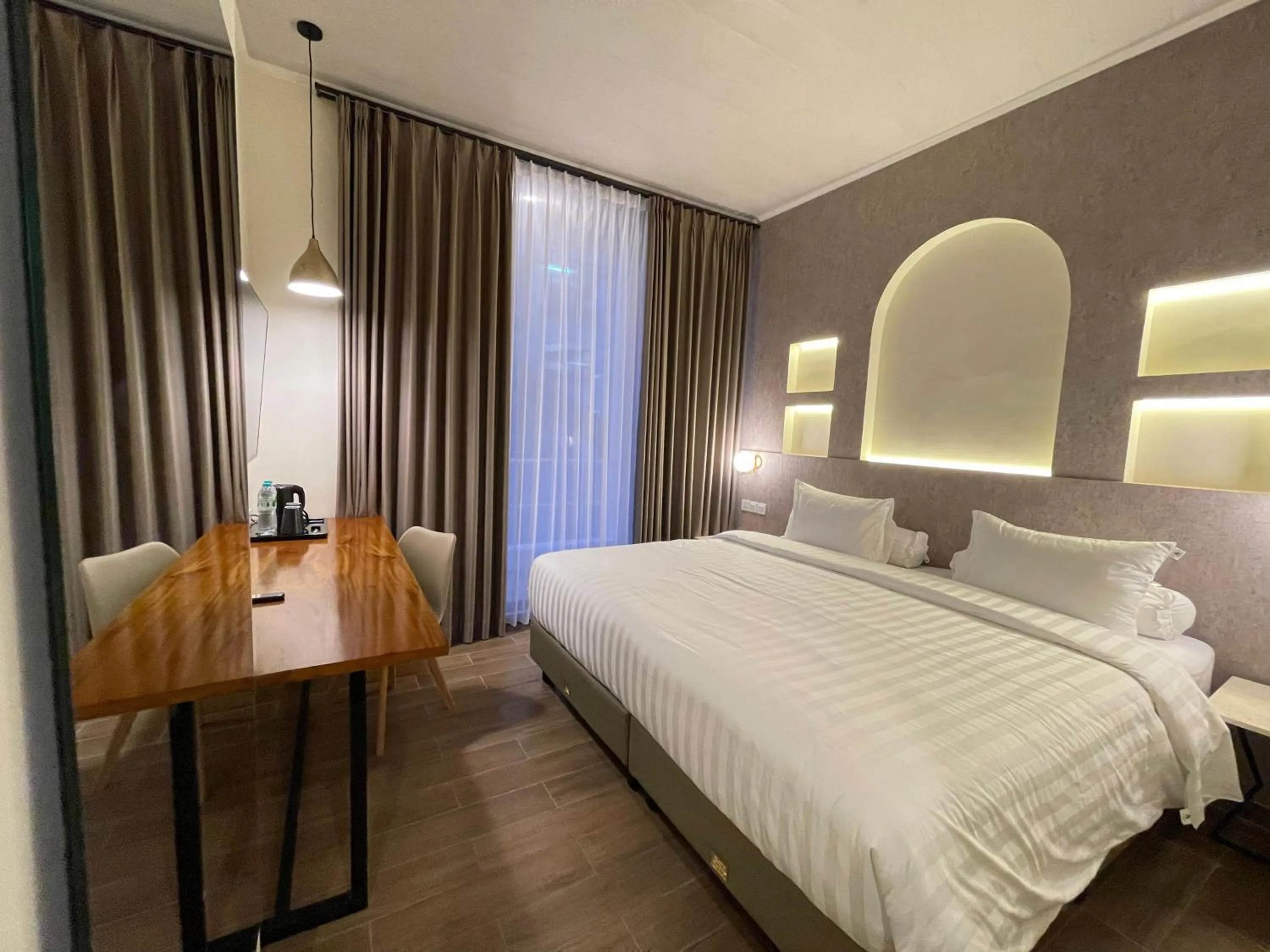 Bed in Azana Essence Sanggabuana Bogor