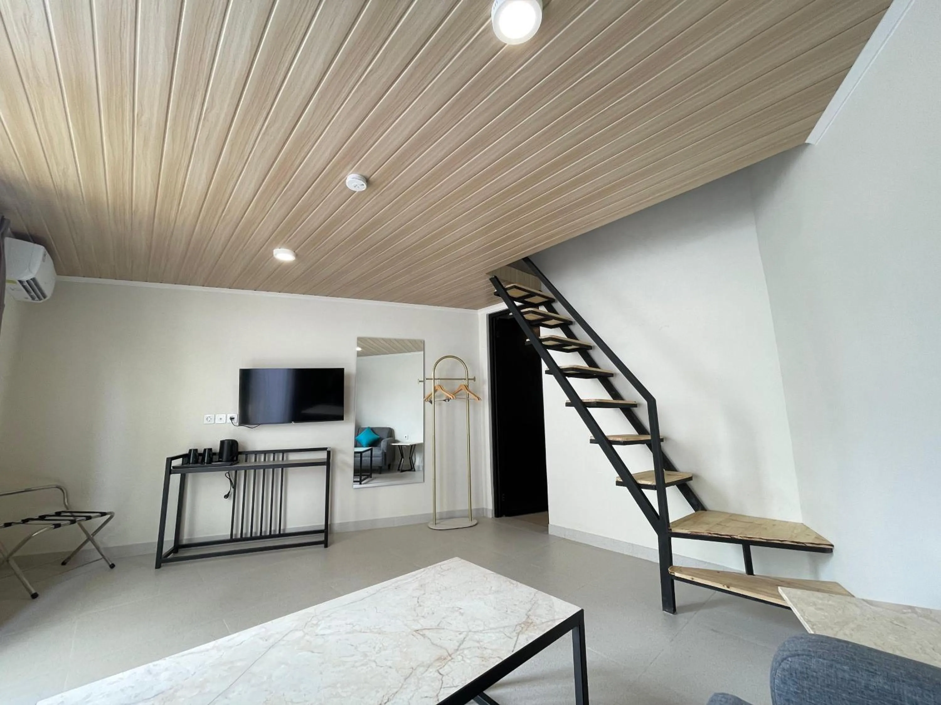 TV and multimedia in Azana Essence Sanggabuana Bogor