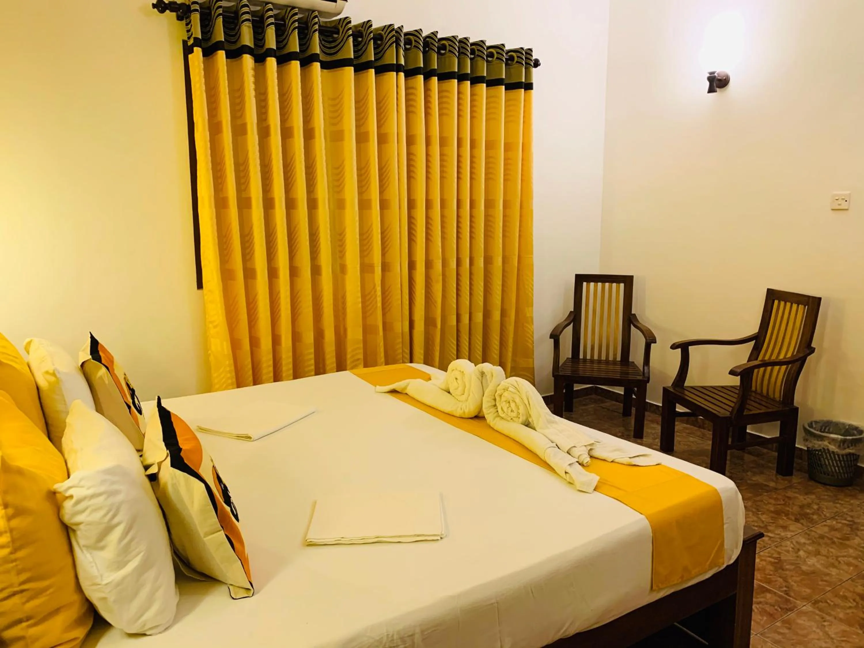 Photo of the whole room, Bed in Sam's Guest House