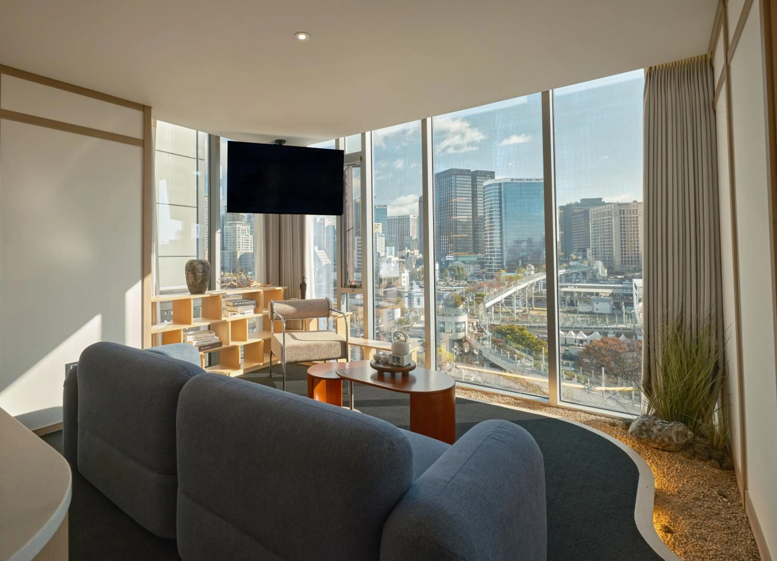 TV and multimedia in UH Suite The Seoul