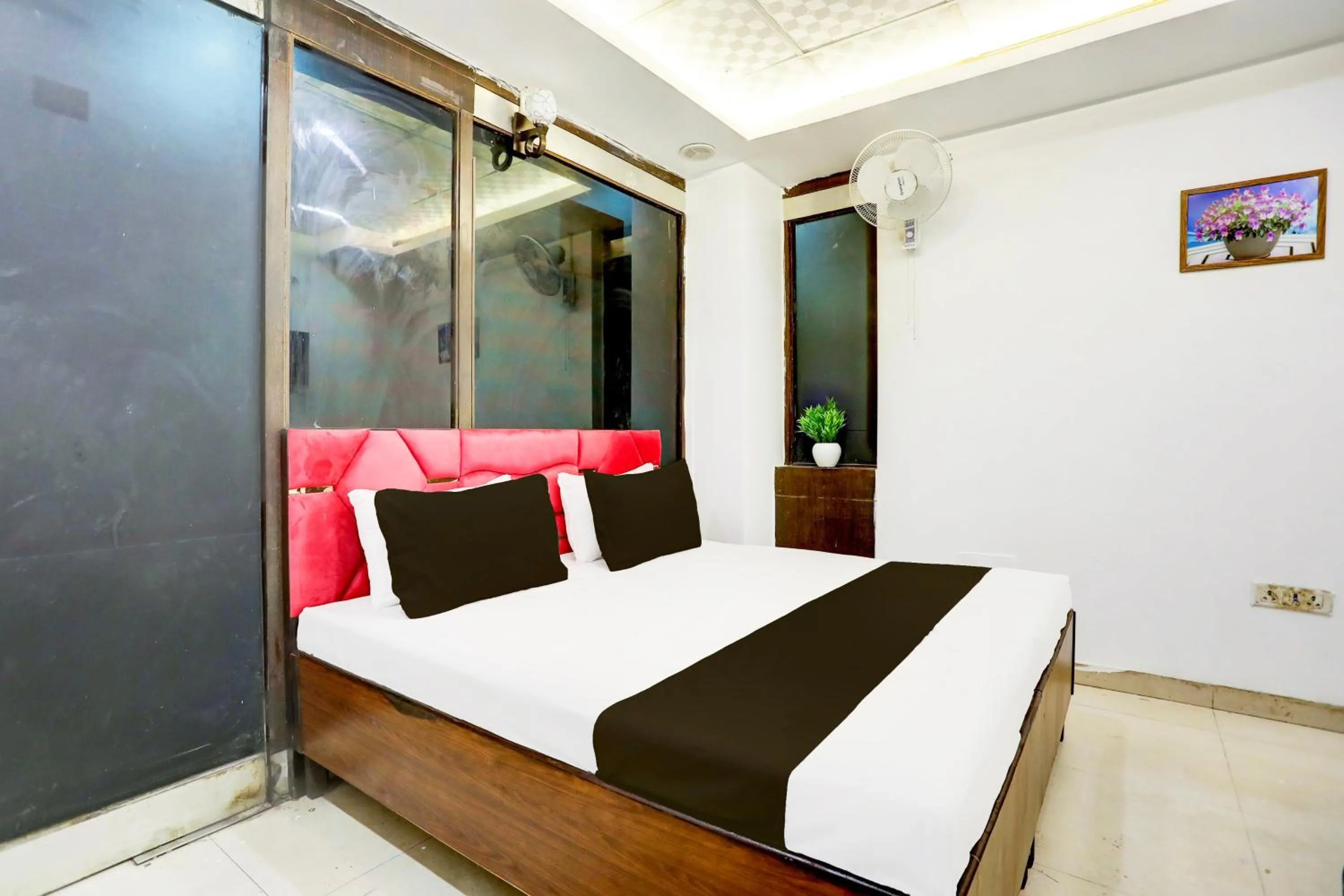 Lobby or reception, Bed in Hotel O Kashish Residency
