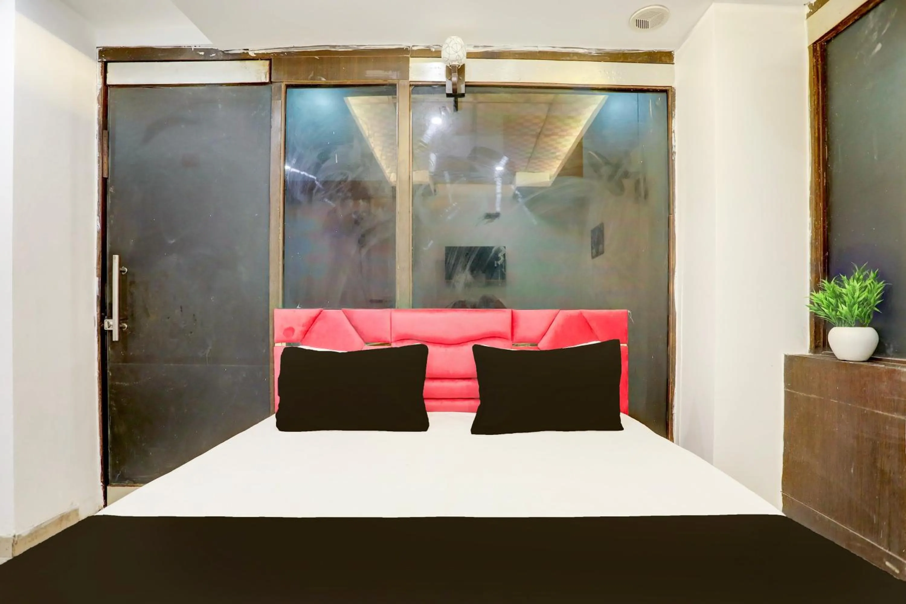 Lobby or reception, Bed in Hotel O Kashish Residency