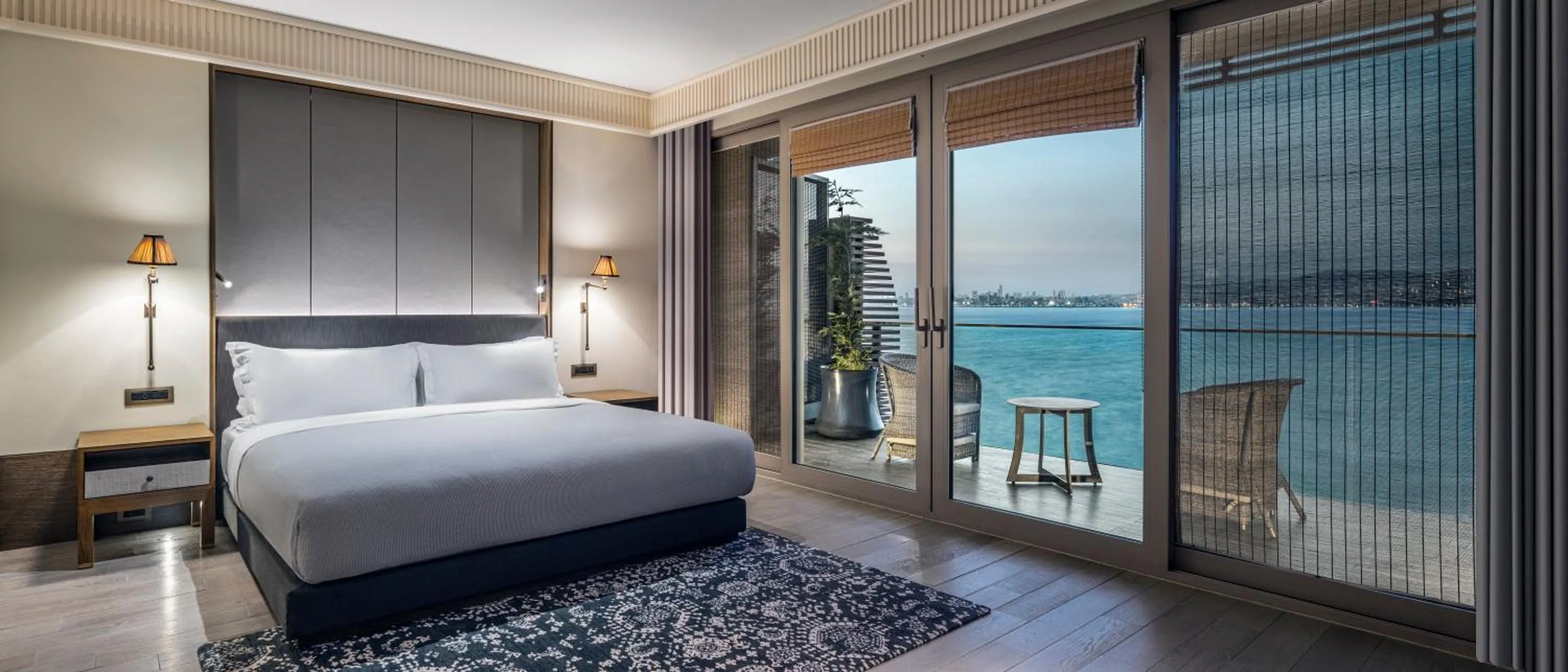 Bed in Princes' Palace Resort, Buyukada