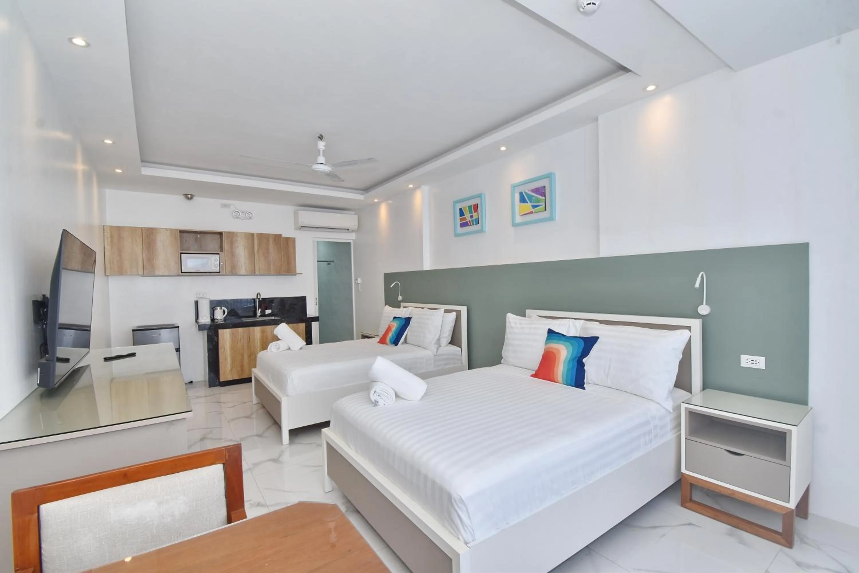 TV and multimedia, Bed in Bale Mi Boracay