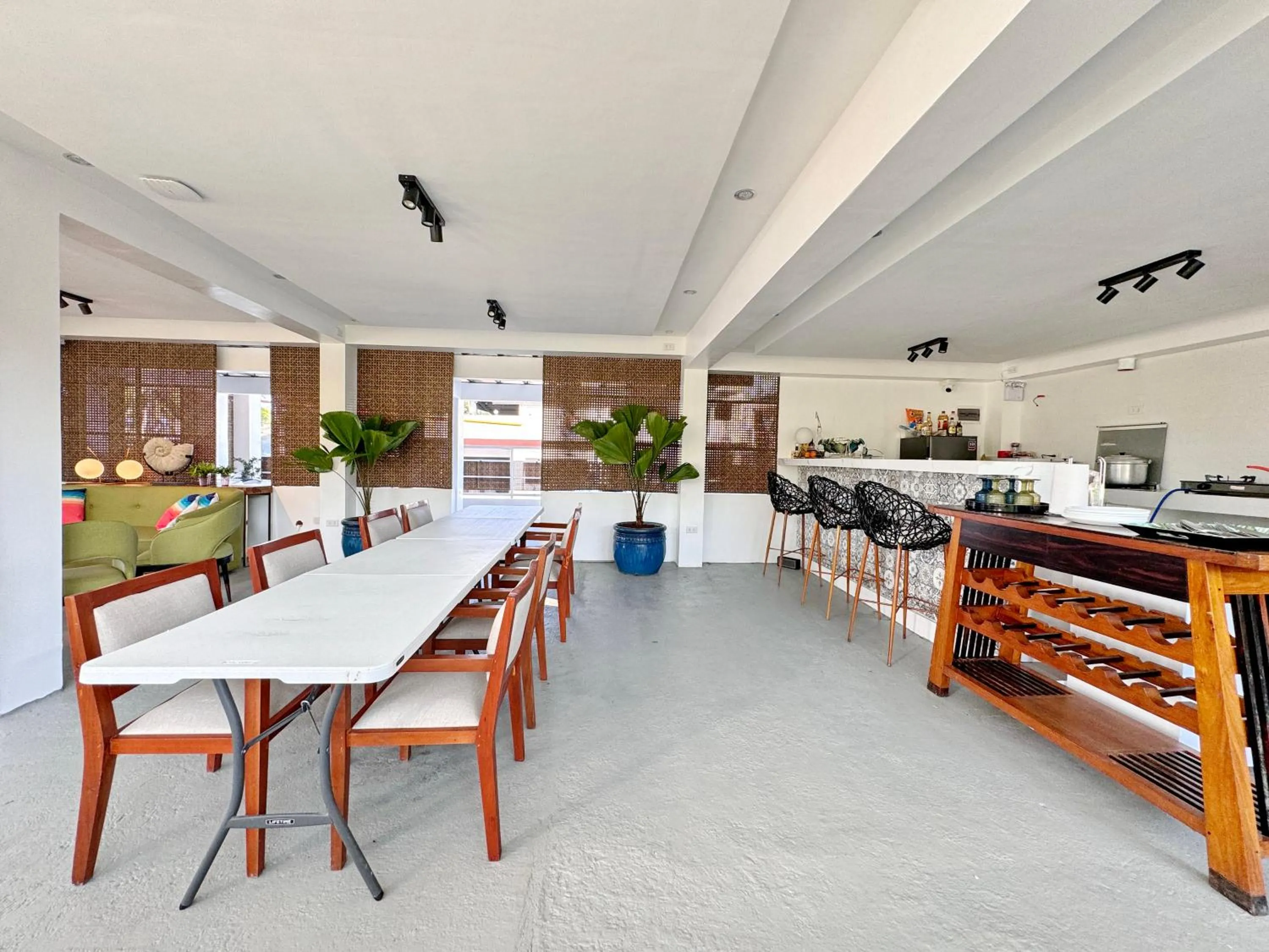 Dining area in Bale Mi Boracay