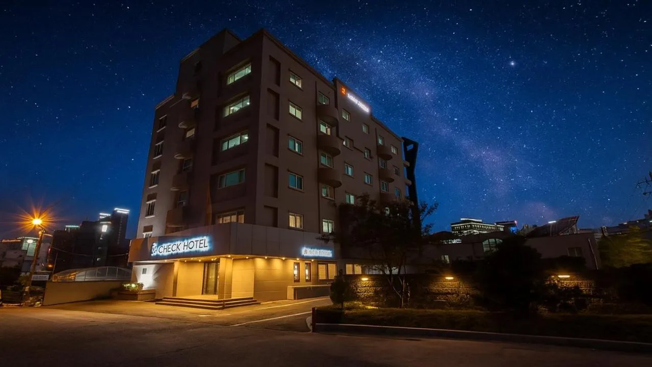 Property building in I-check Hyunjin Hotel