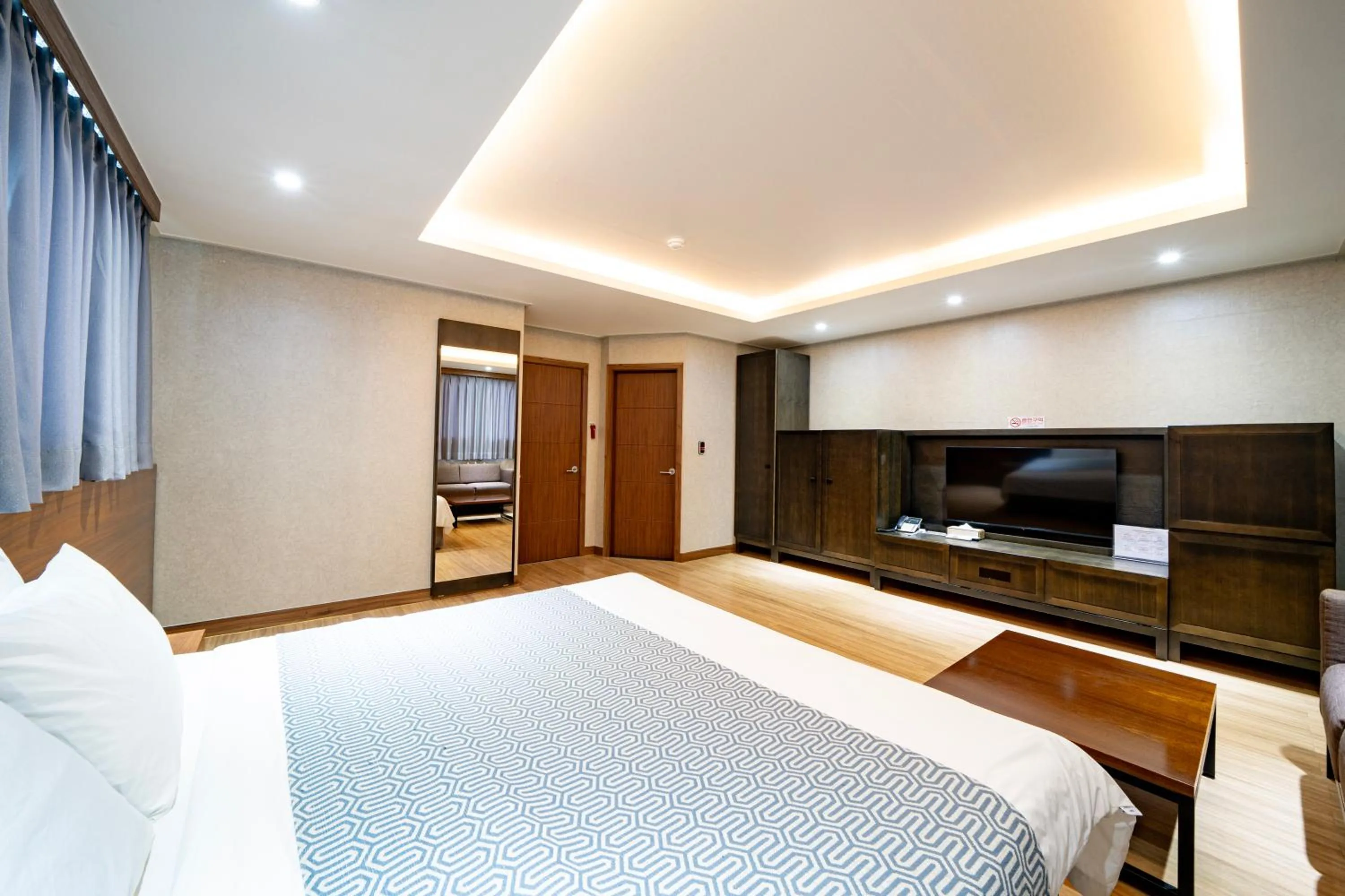 Bed in I-check Hyunjin Hotel