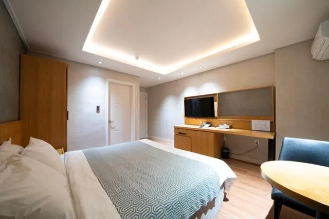 Bed in I-check Hyunjin Hotel