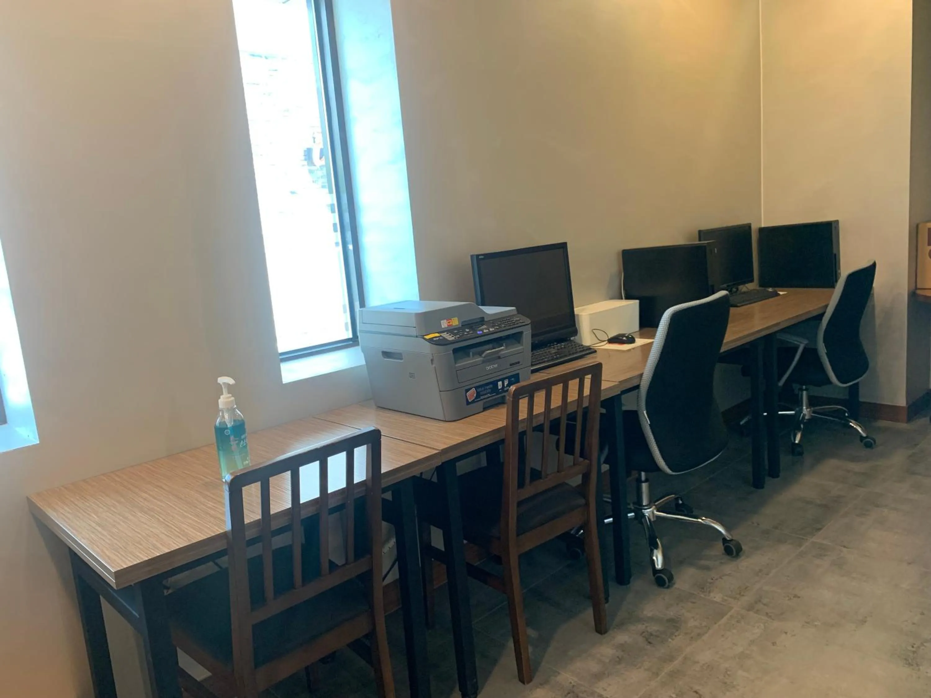 Business facilities in I-check Hyunjin Hotel