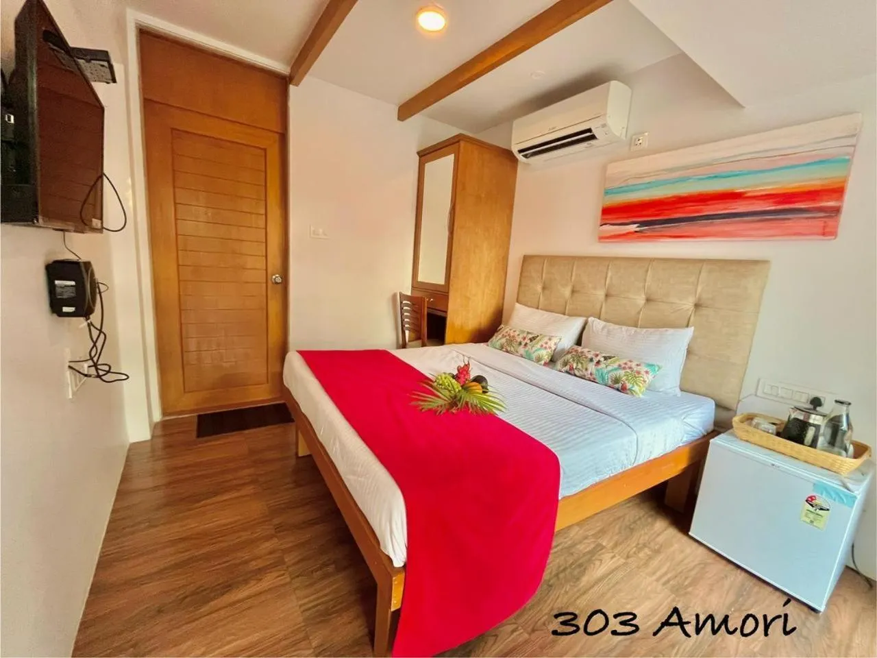 Bed in Beach Paradise Miramar Goa