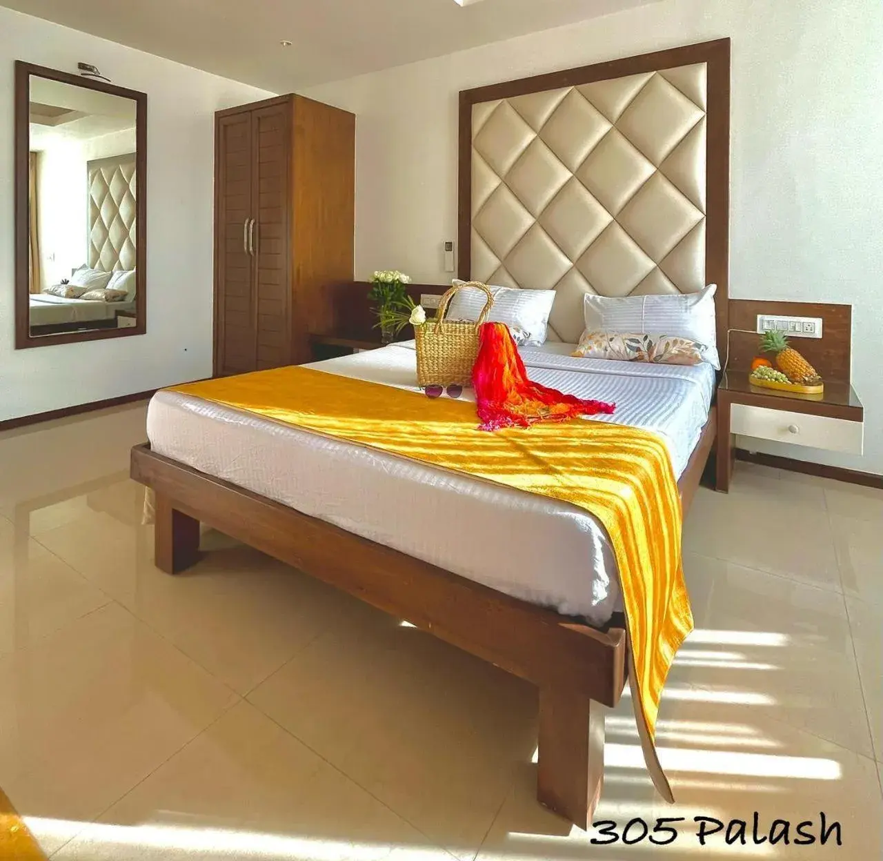 Suite with Hot Tub in Beach Paradise Miramar Goa Suite with Hot Tub in Beach Paradise Miramar Goa