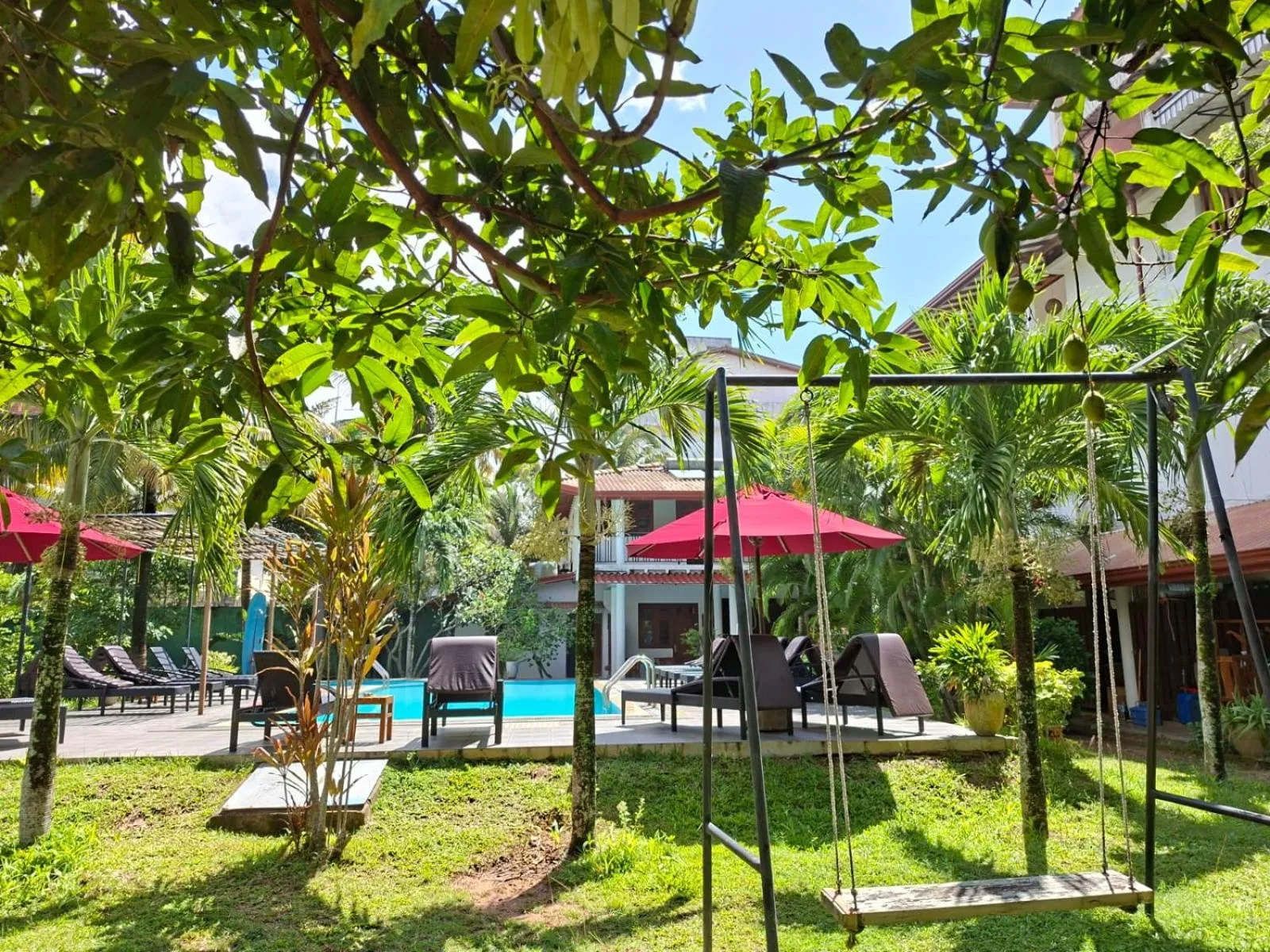 Swimming pool in Weligama Ocean Breeze