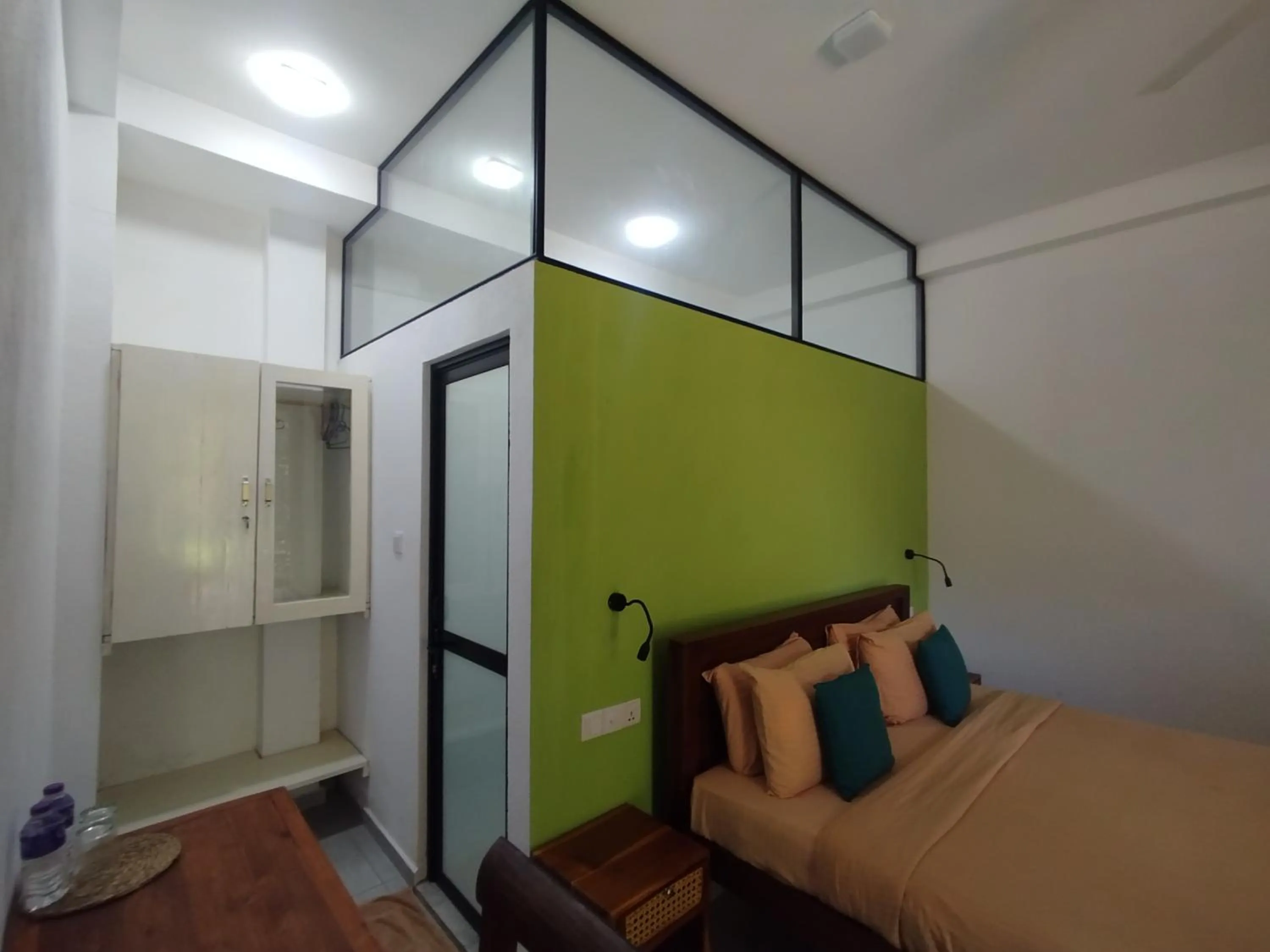 Bed in Weligama Ocean Breeze