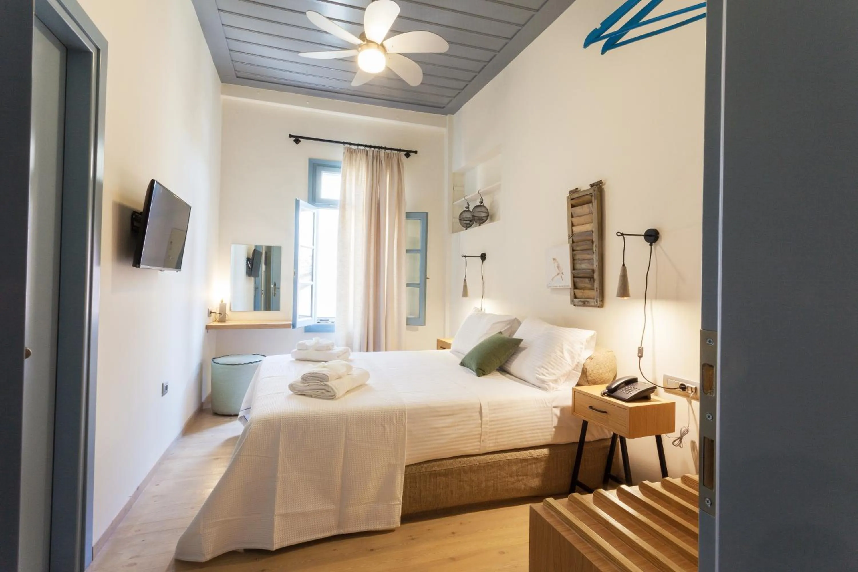 Bedroom, Bed in Nafplion 1841