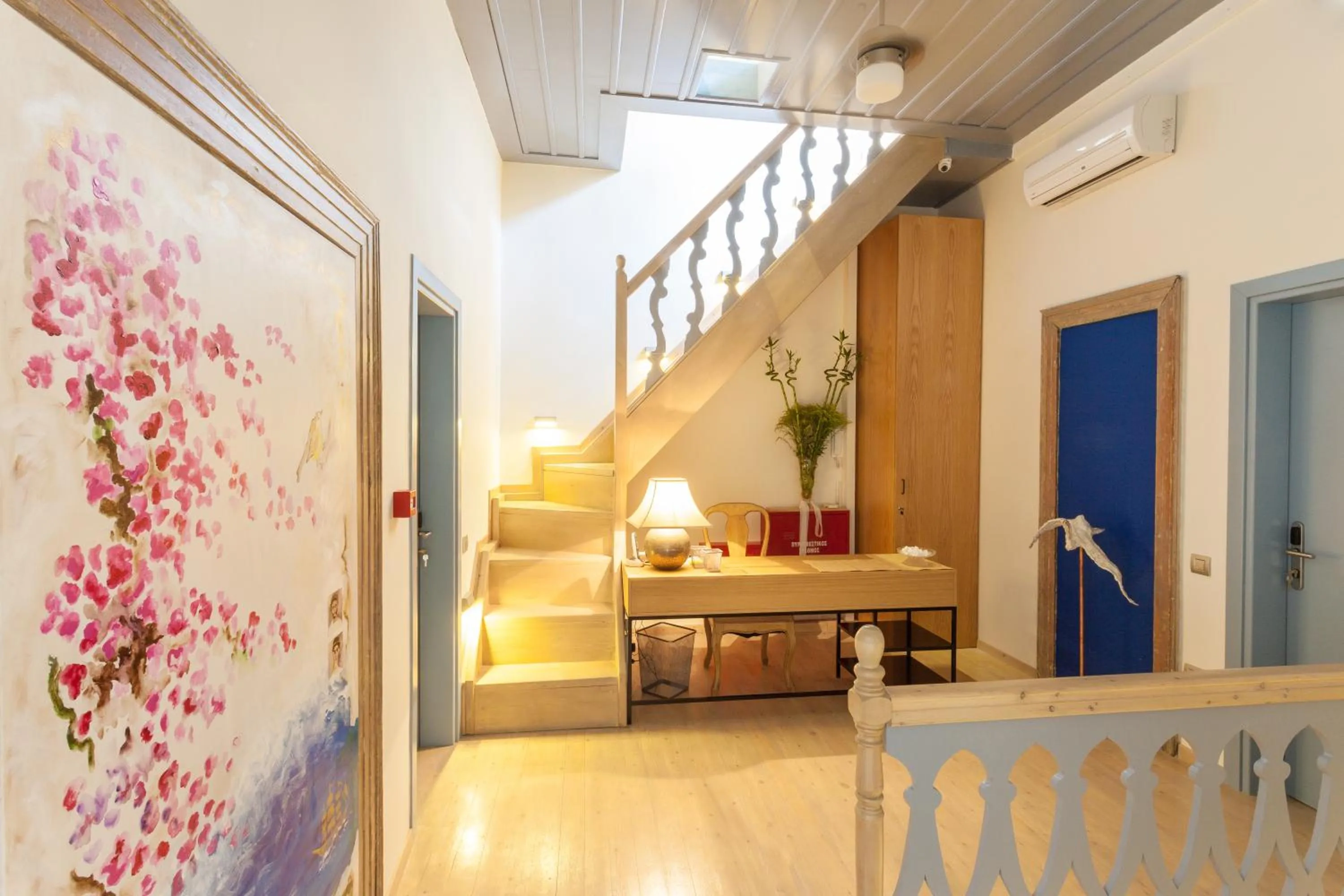 Lobby or reception in Nafplion 1841