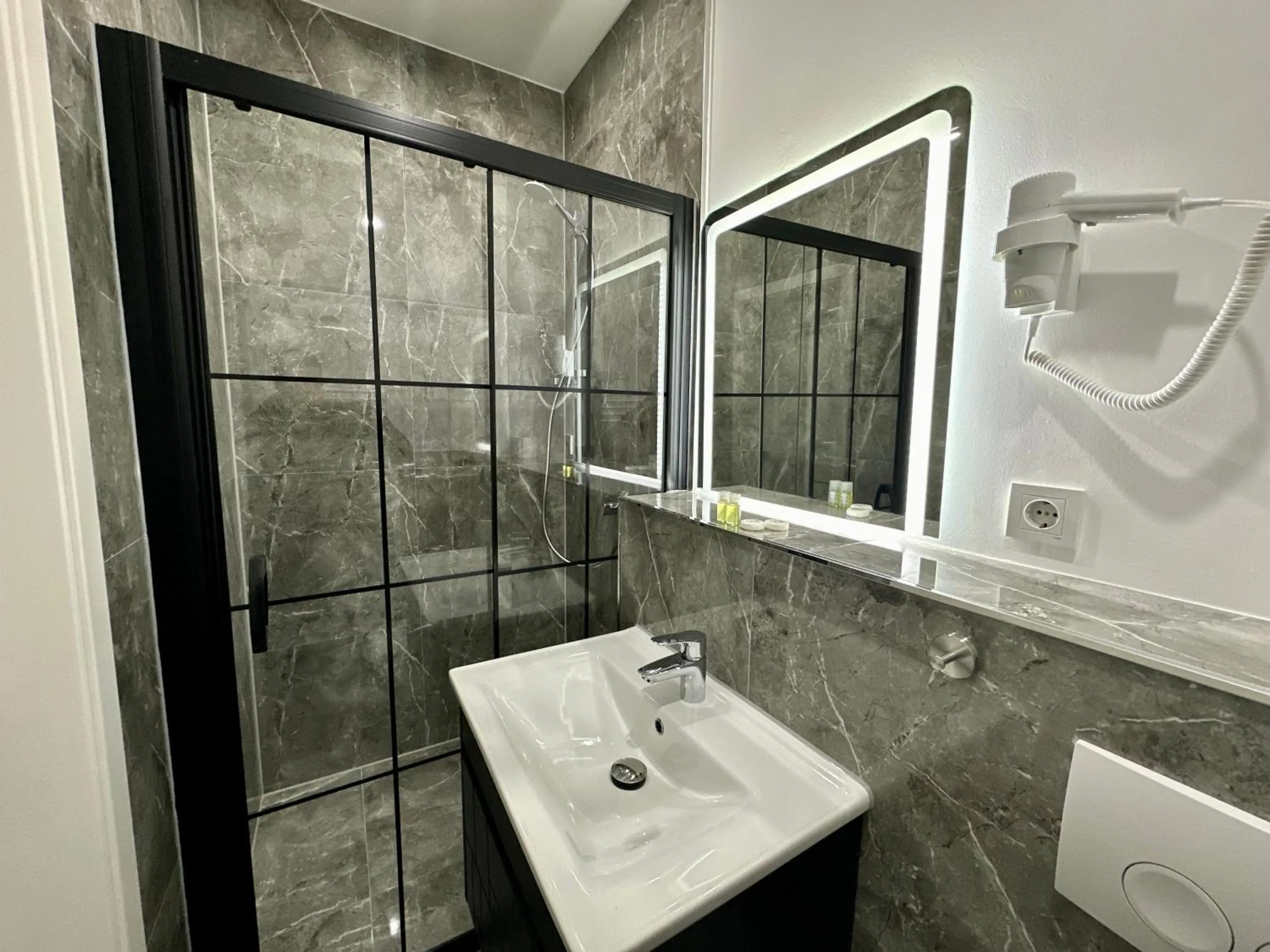 Bathroom in Durmaz Hotel