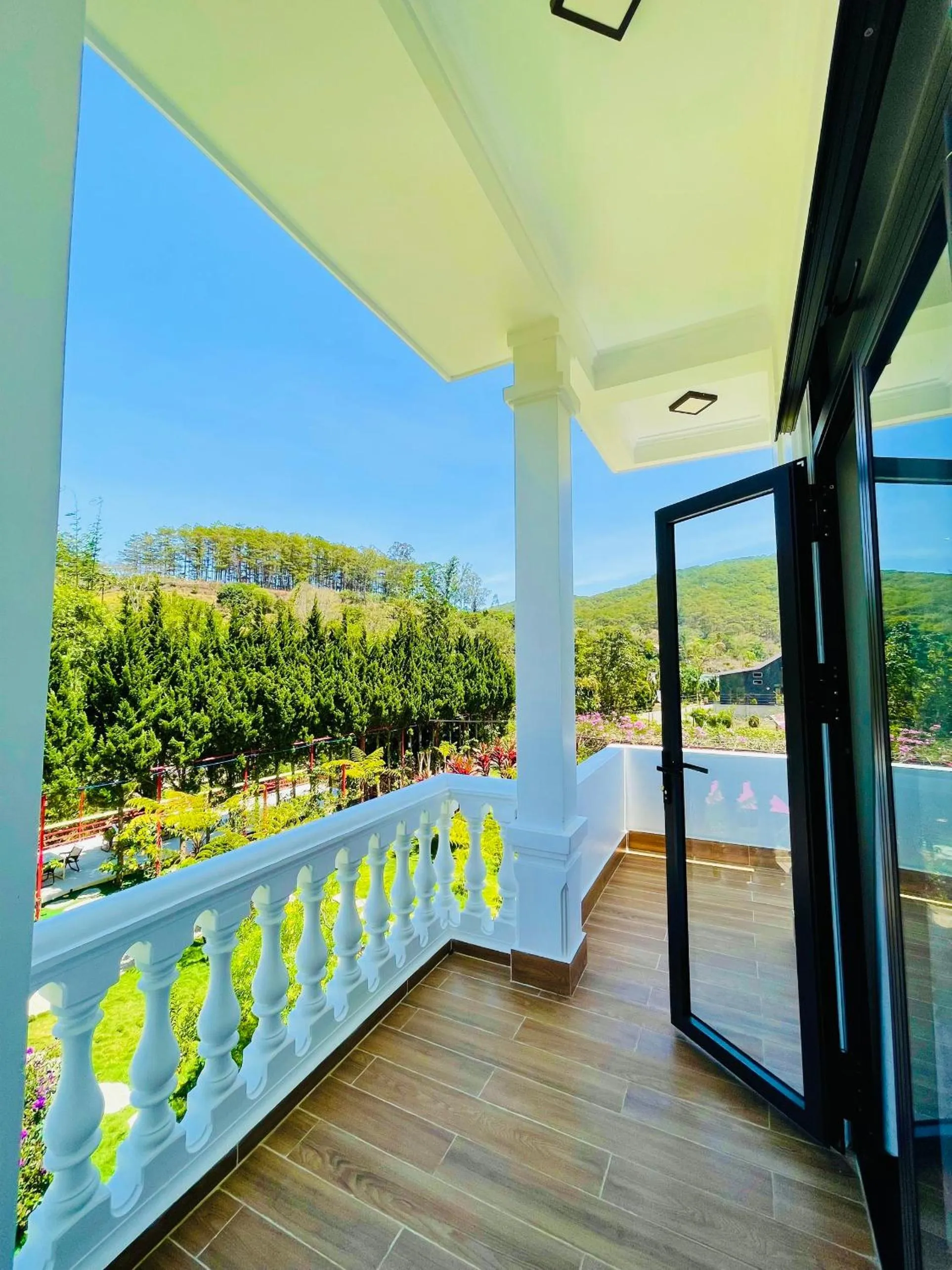 Natural landscape in White Villa Đà Lạt