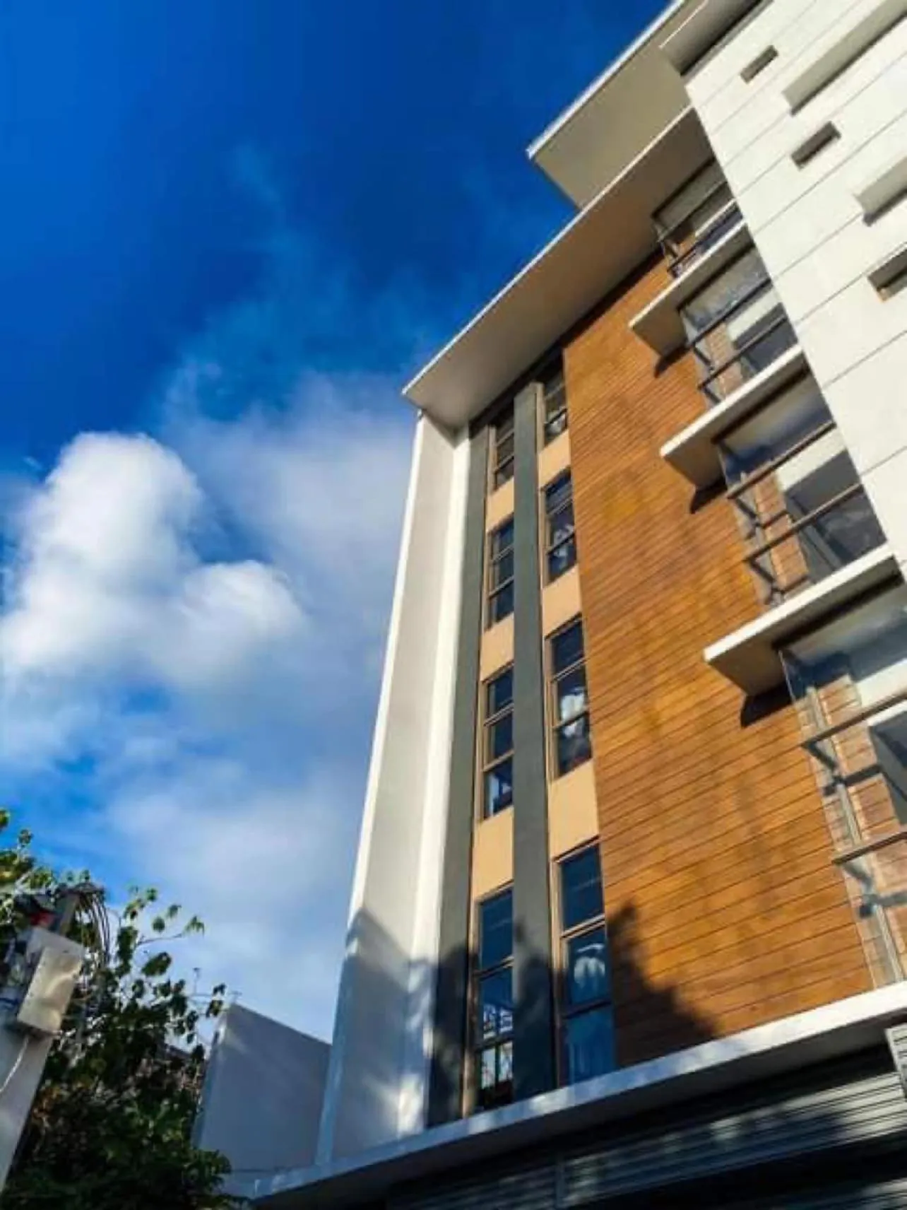 Property building in Soleil Suites Cebu